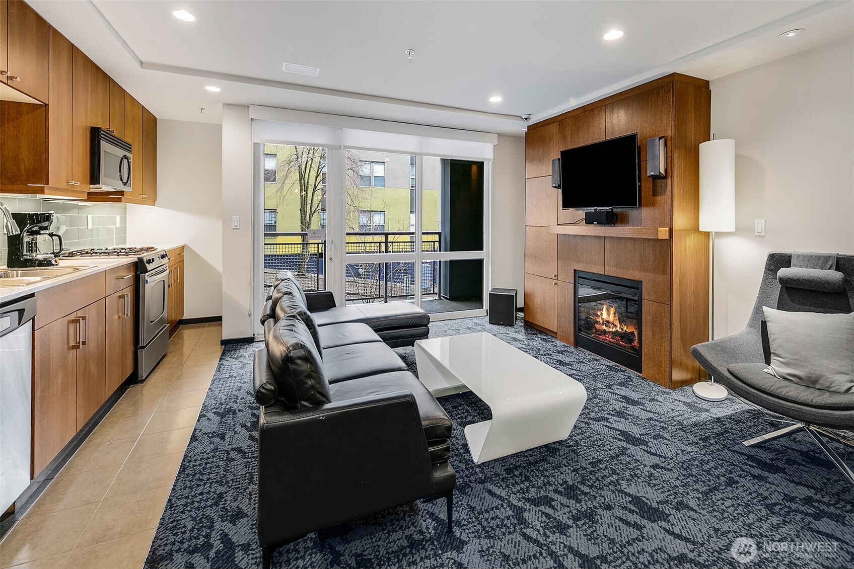 76 Cedar Street Unit: 603