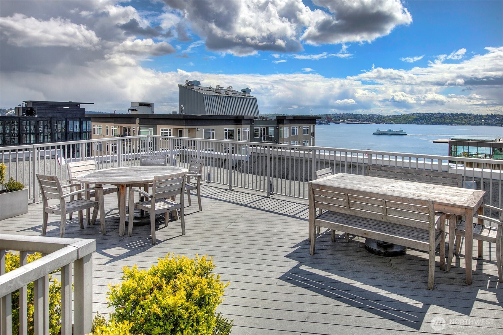 76 Cedar Street Unit: 603