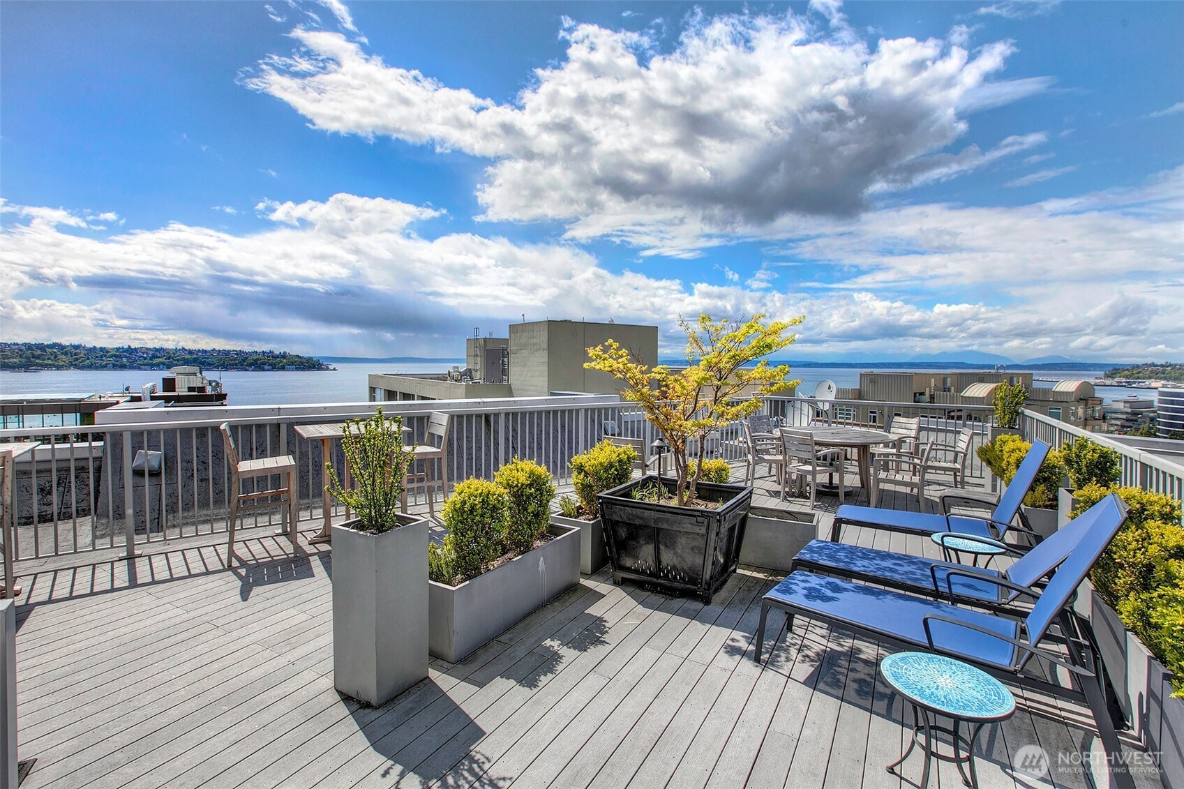 76 Cedar Street Unit: 603