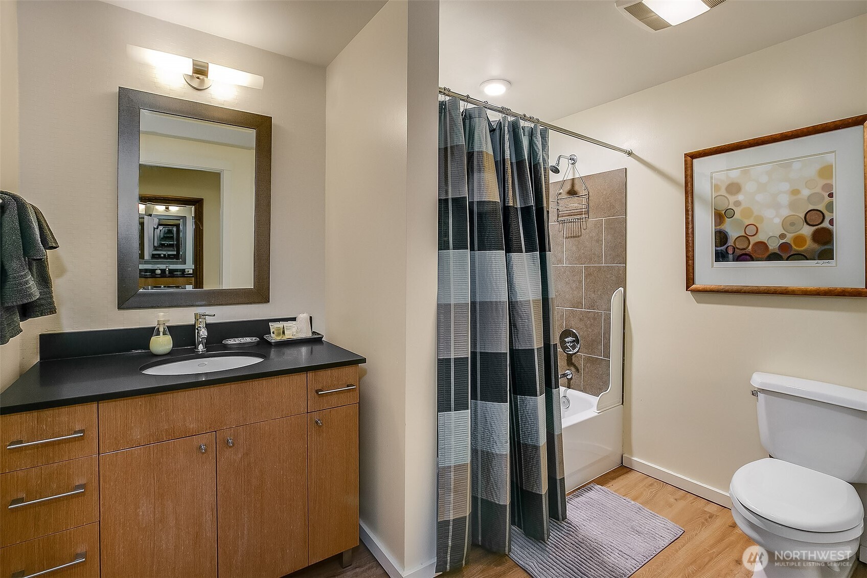 76 Cedar Street Unit: 603
