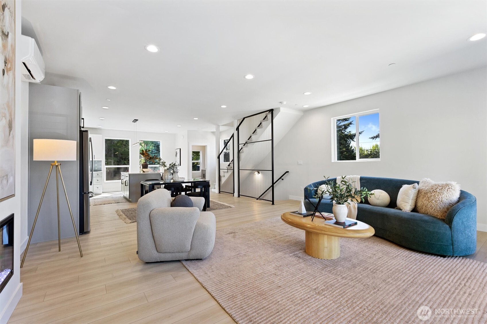 7103 210 Street SW Unit: B
