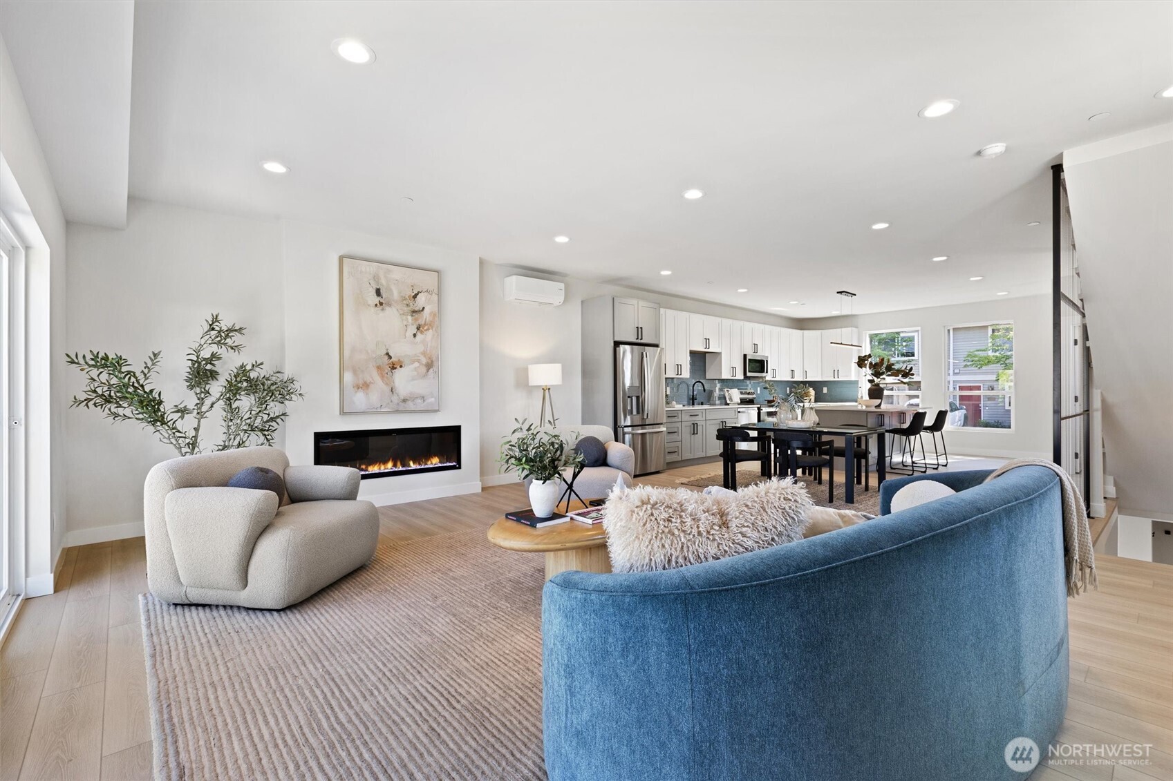 7103 210 Street SW Unit: B
