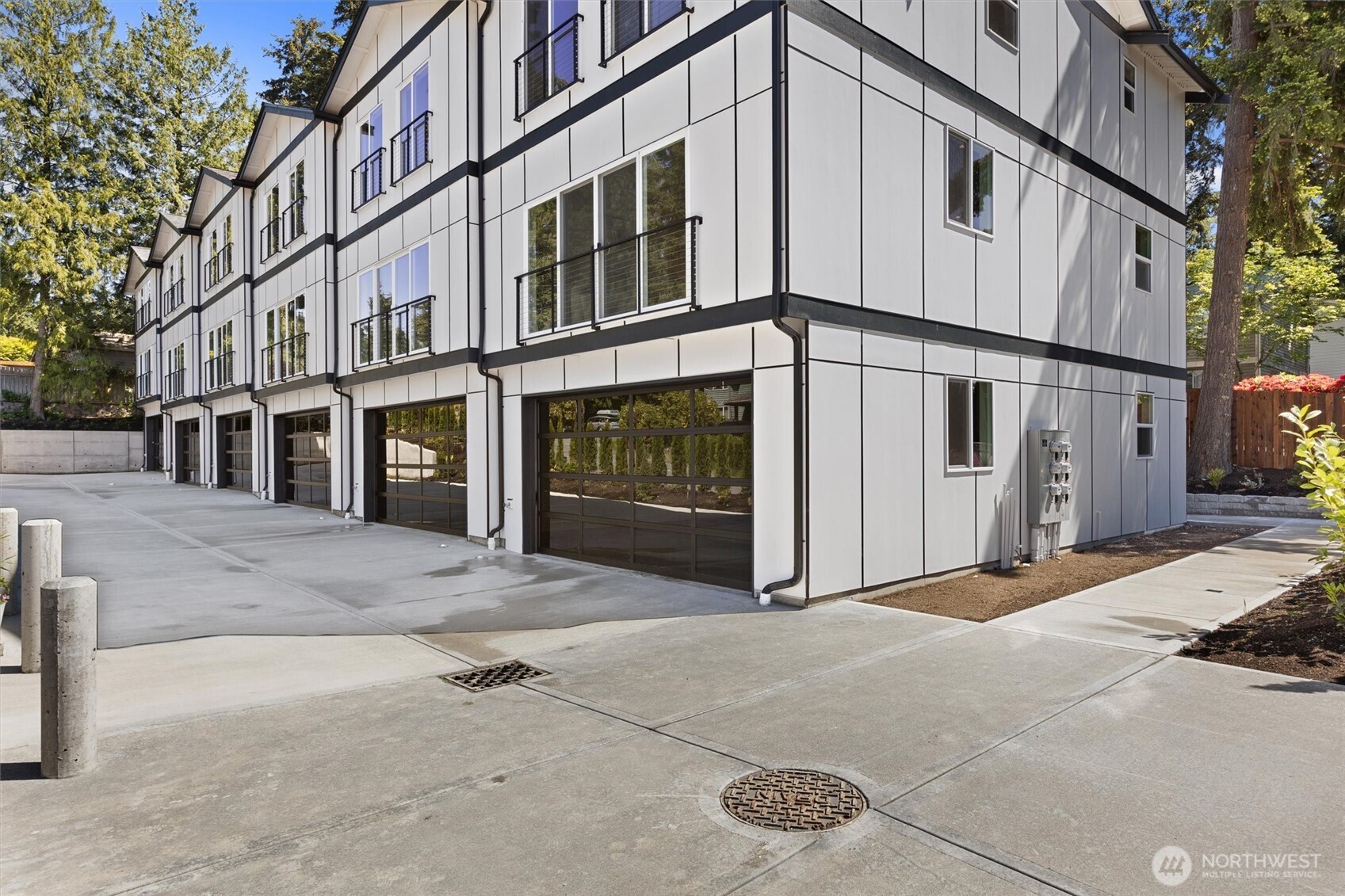 7103 210 Street SW Unit: B