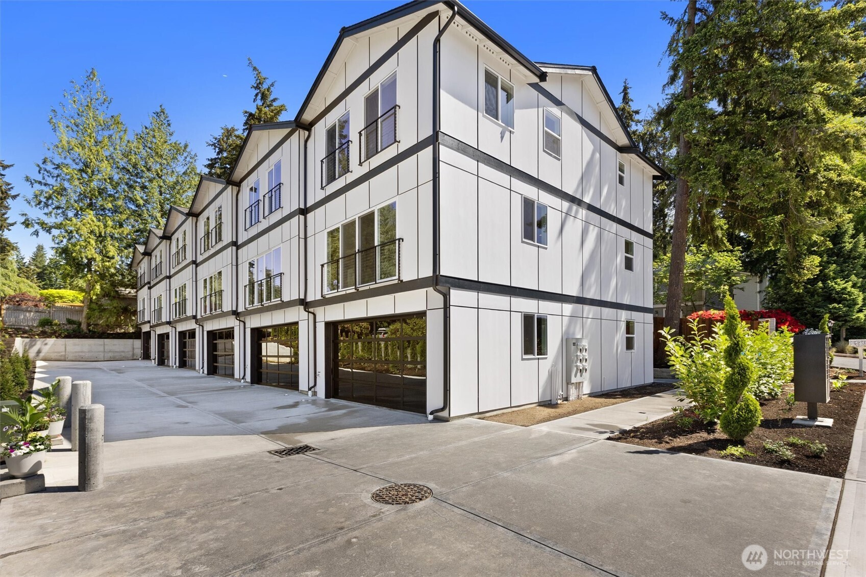 7103 210 Street SW Unit: B