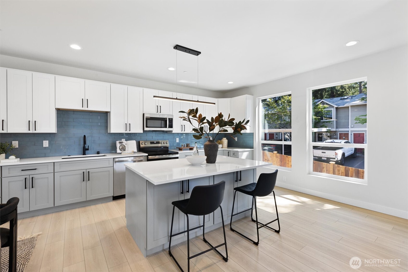 7103 210 Street SW Unit: B