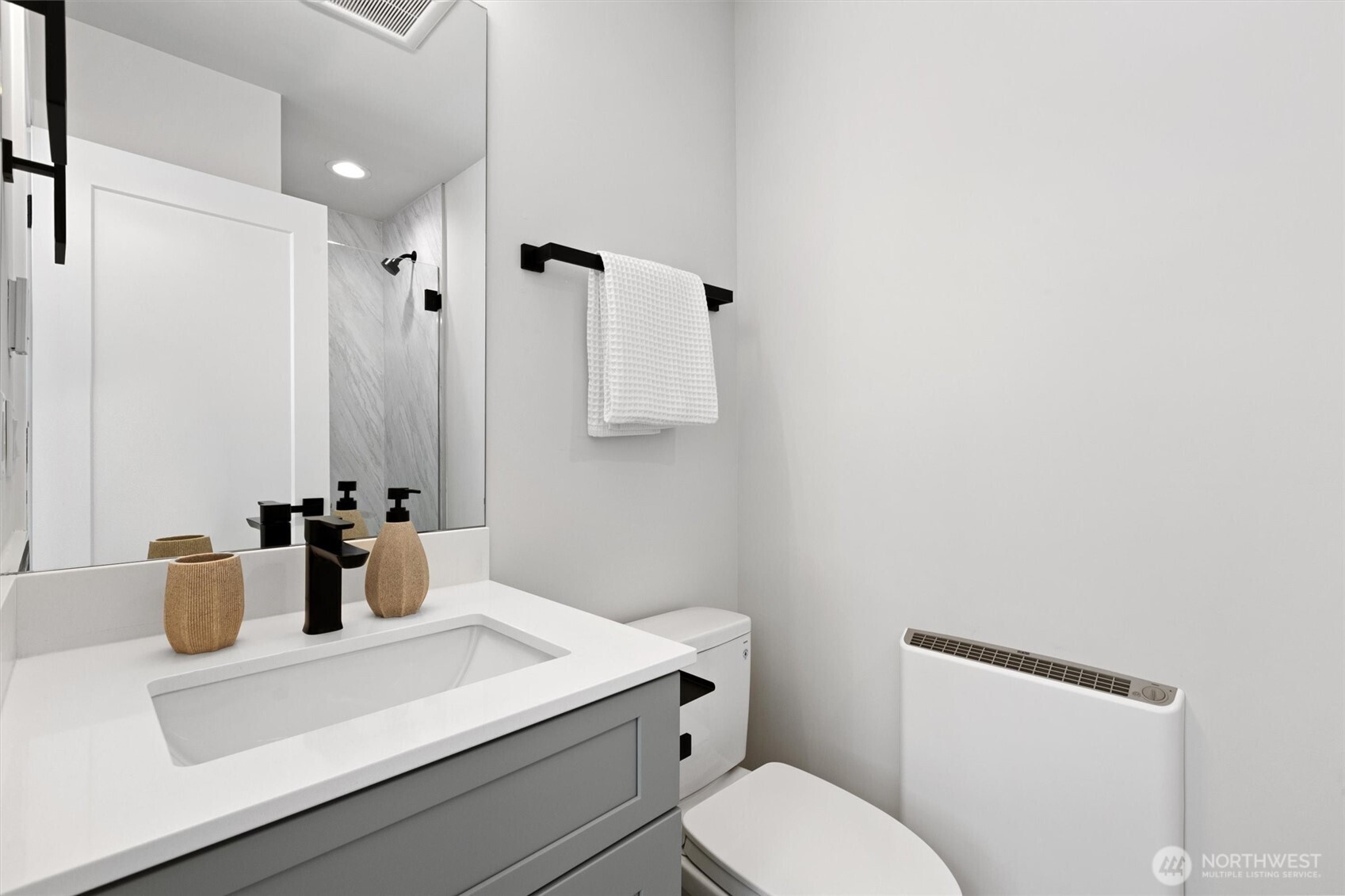 7103 210 Street SW Unit: B
