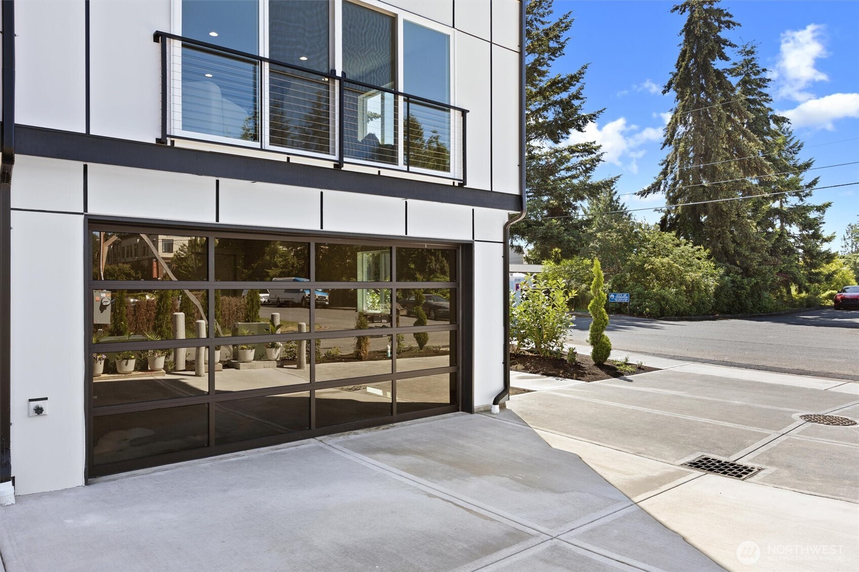 7103 210 Street SW Unit: B