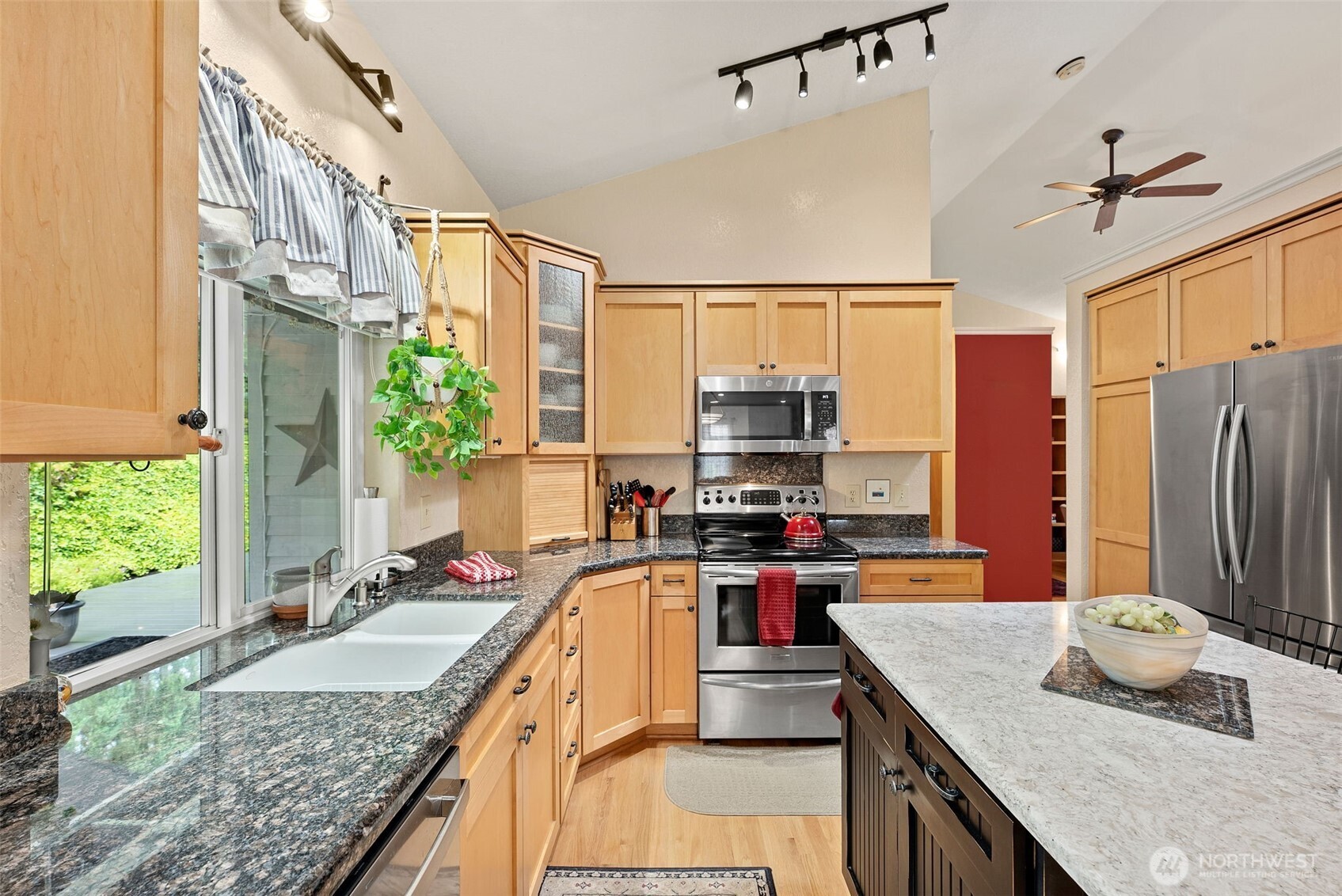 511 E Old Ranch Road