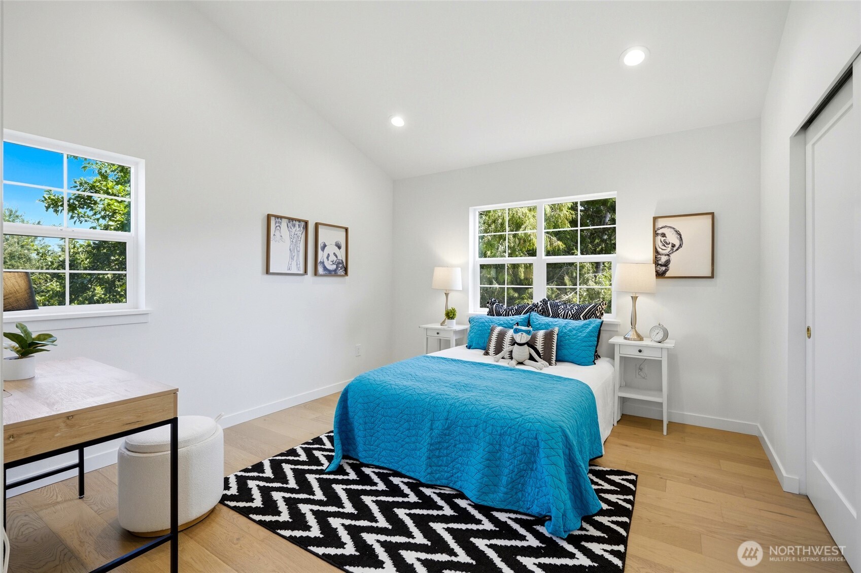 5948 18 Avenue SW Unit: 2