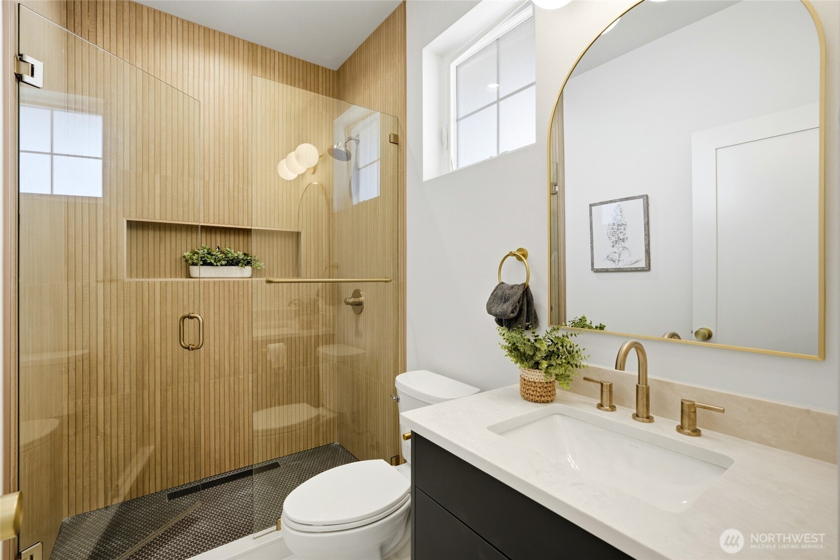 5948 18 Avenue SW Unit: 2