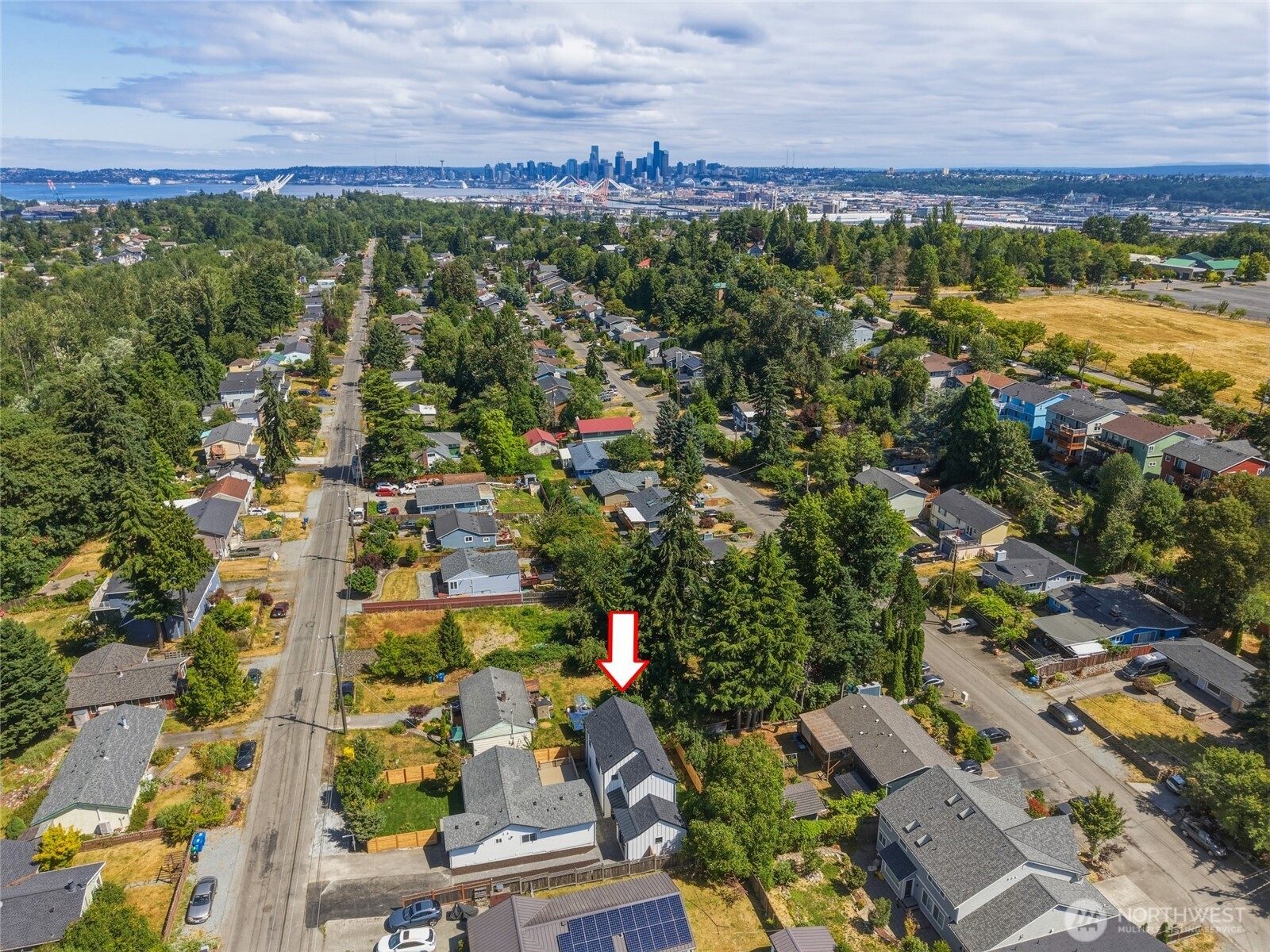 5948 18 Avenue SW Unit: 2