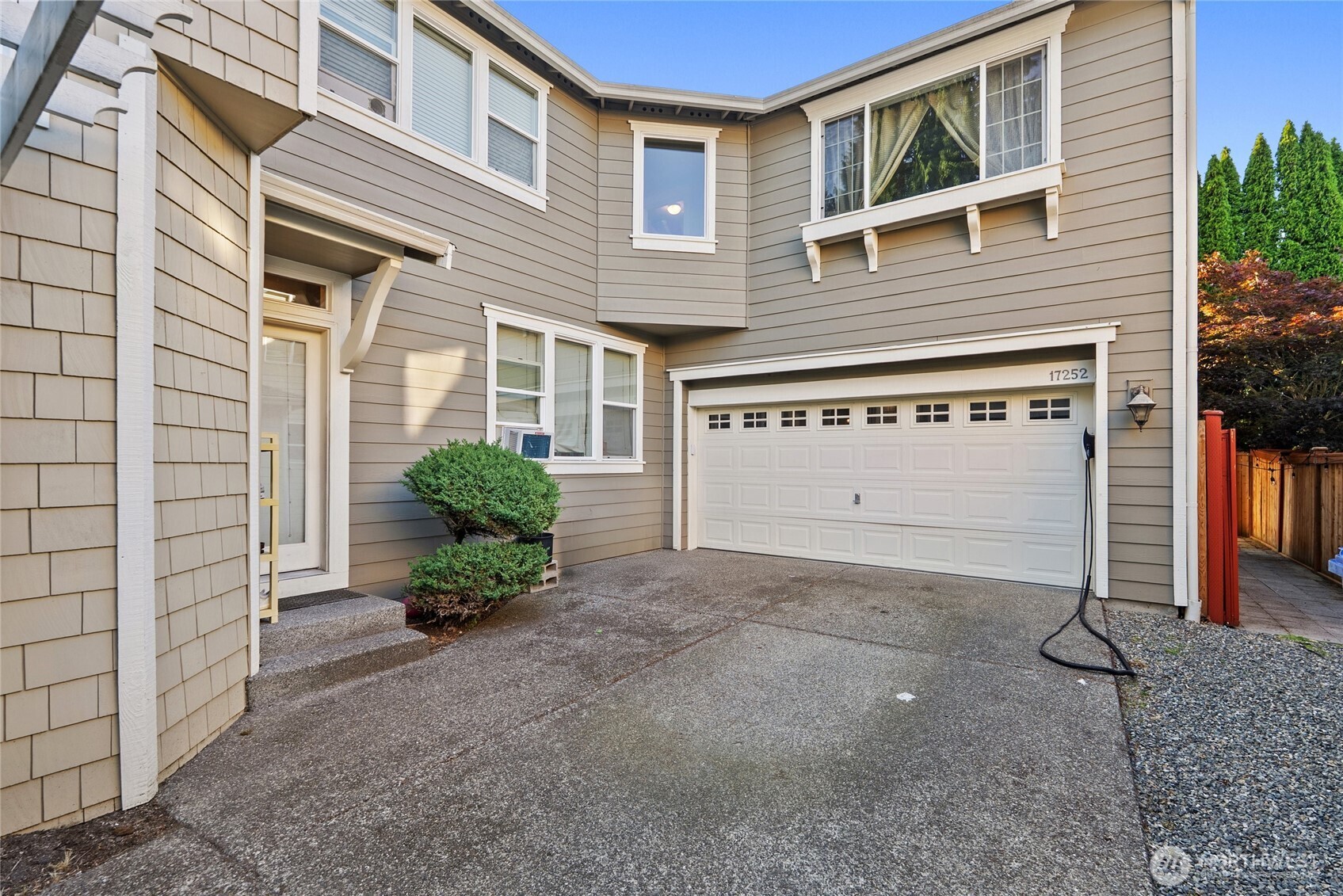 17252 NE 119th Way