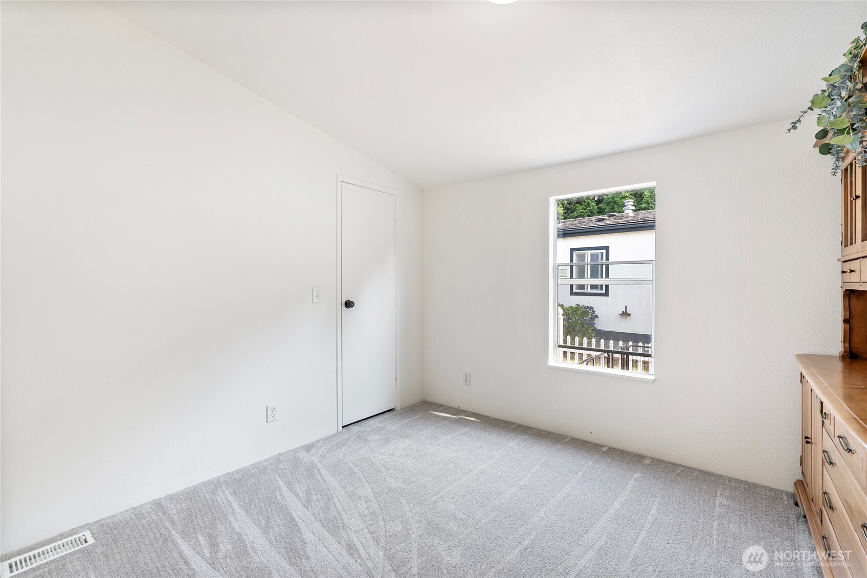 905 Carriage Ct Unit: 14