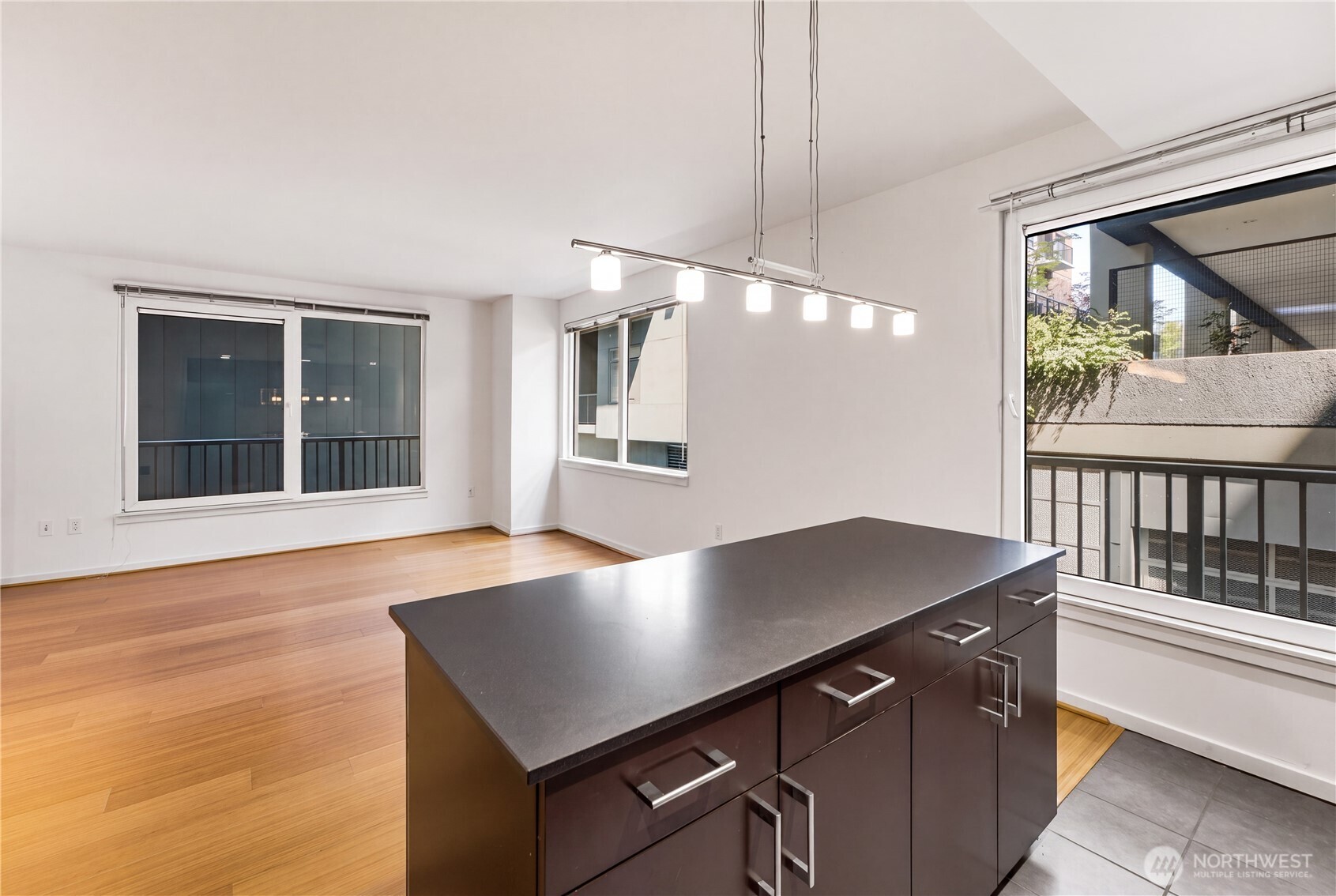 76 Cedar Street Unit: 405