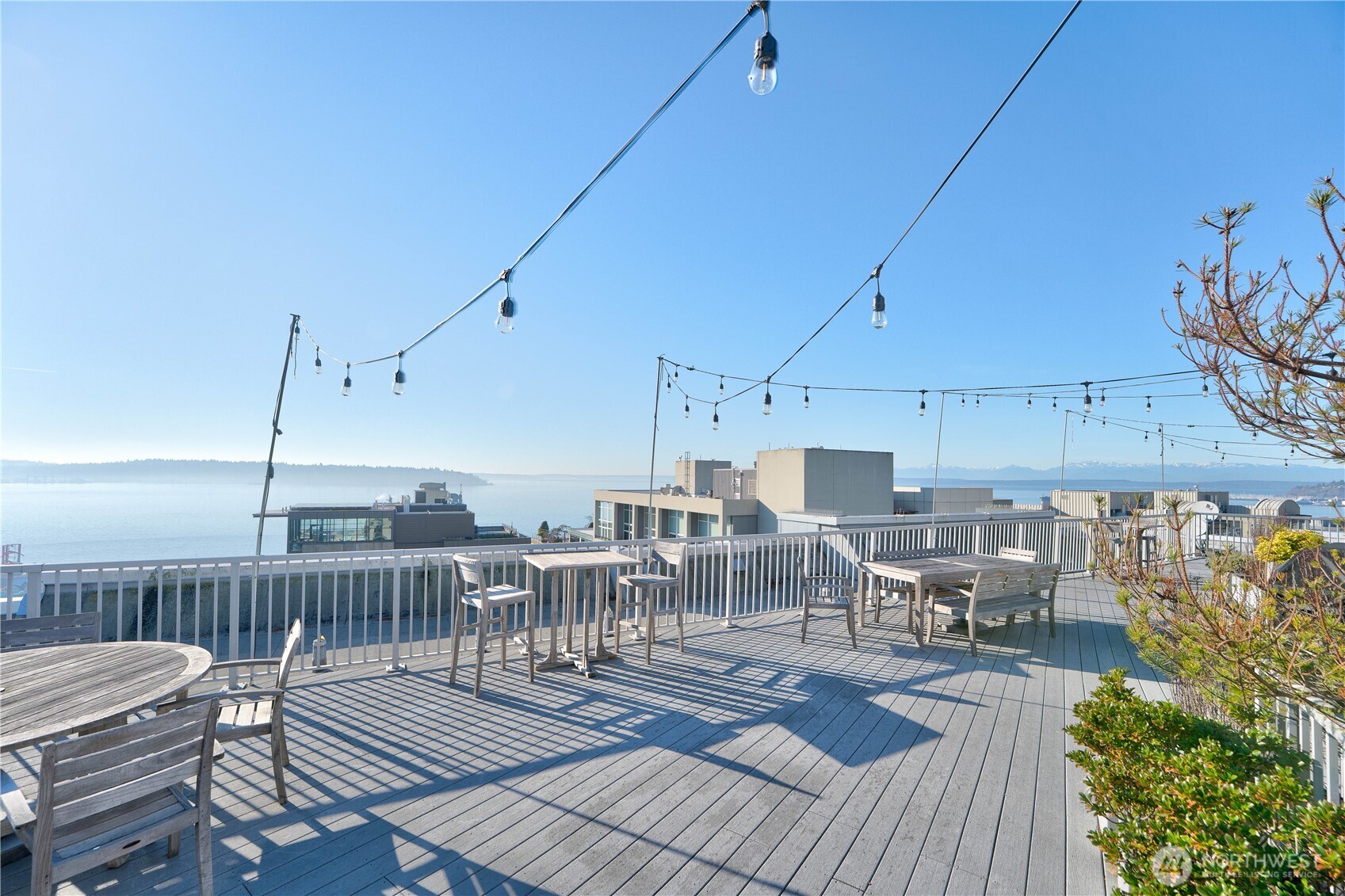 76 Cedar Street Unit: 405