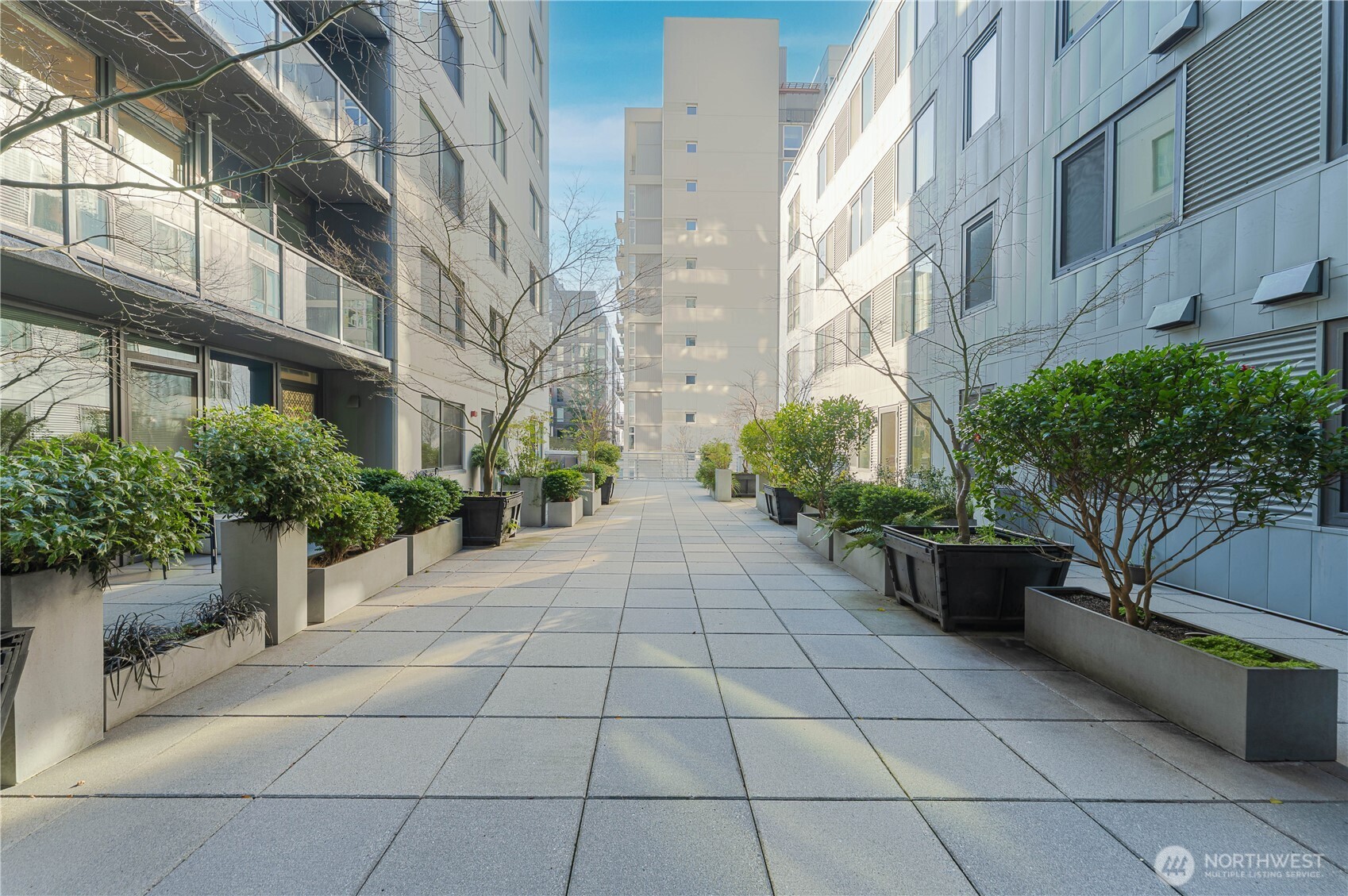 76 Cedar Street Unit: 405