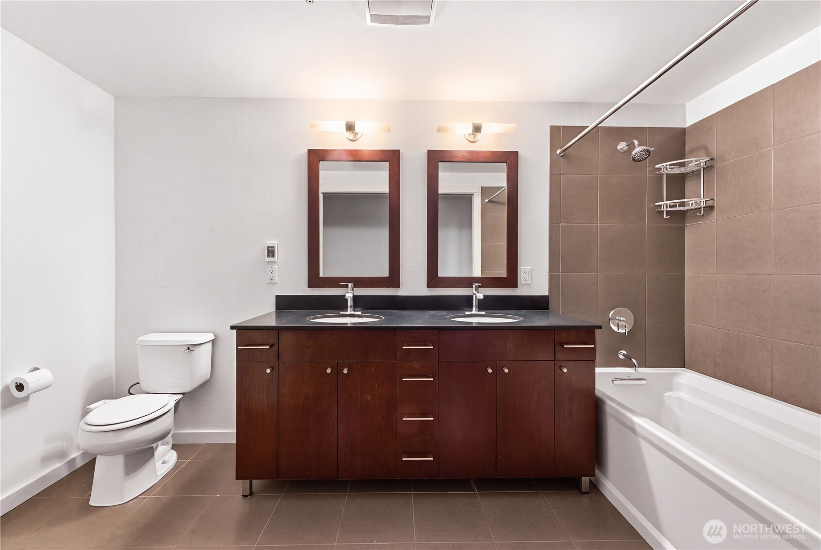 76 Cedar Street Unit: 405