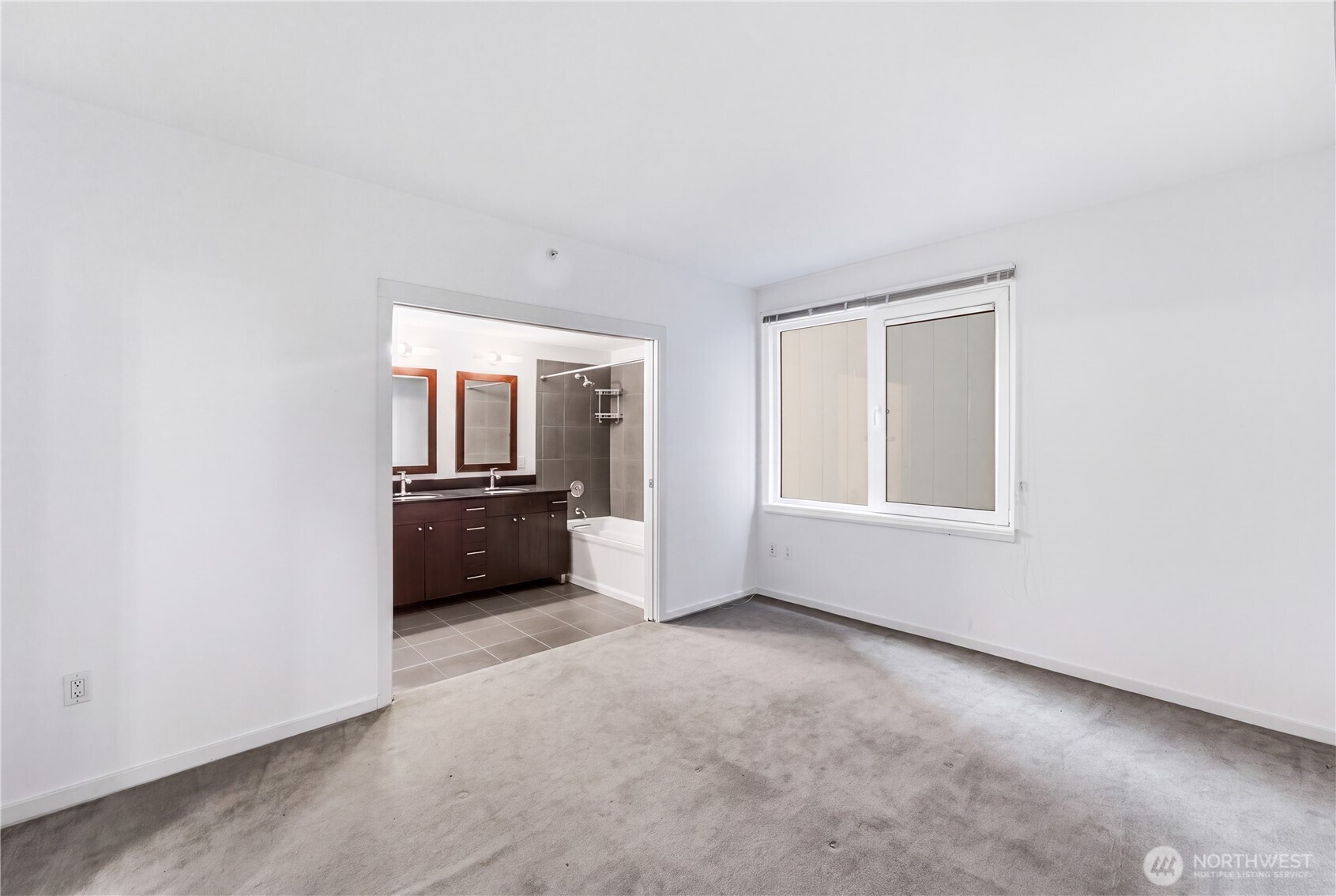 76 Cedar Street Unit: 405