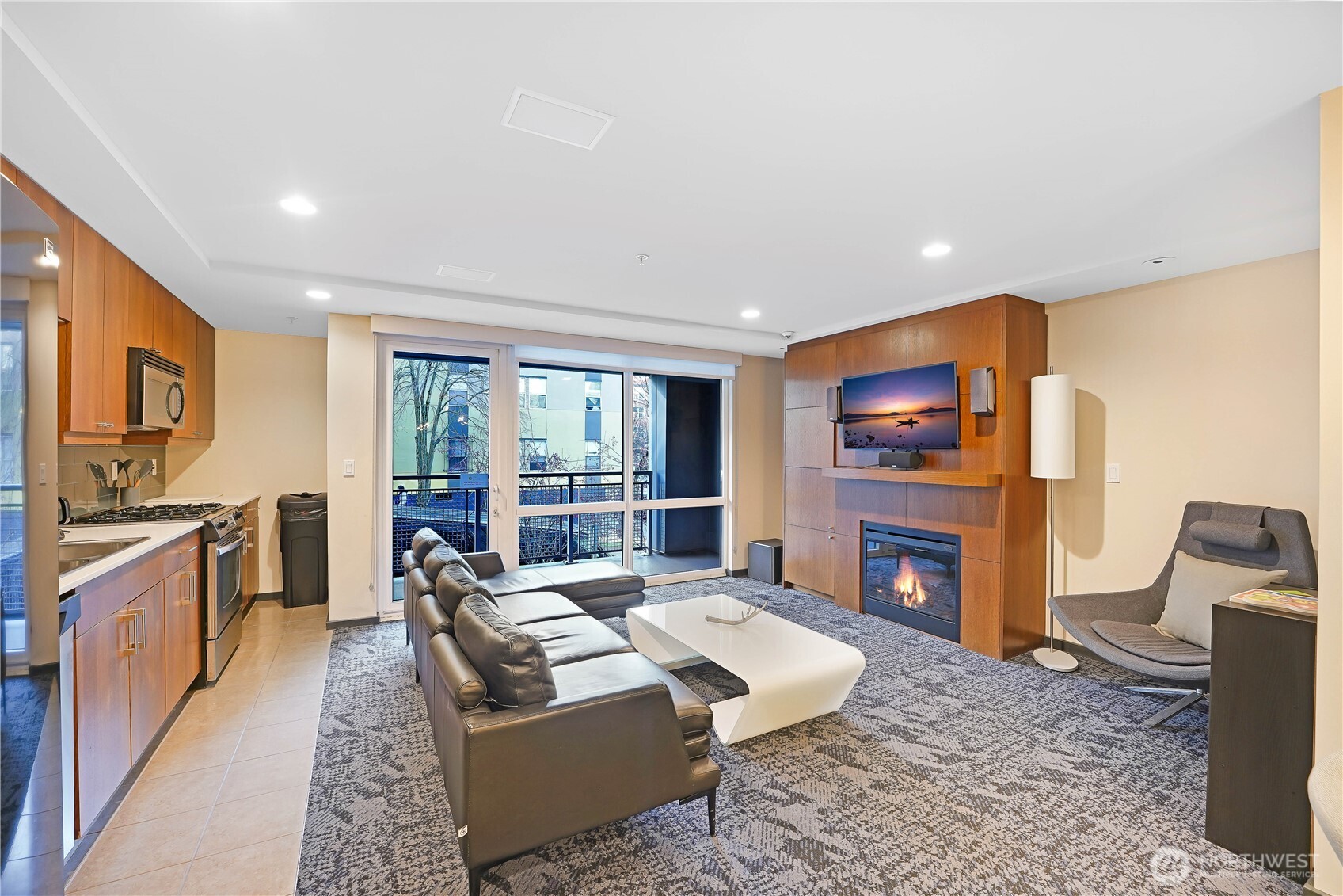 76 Cedar Street Unit: 405