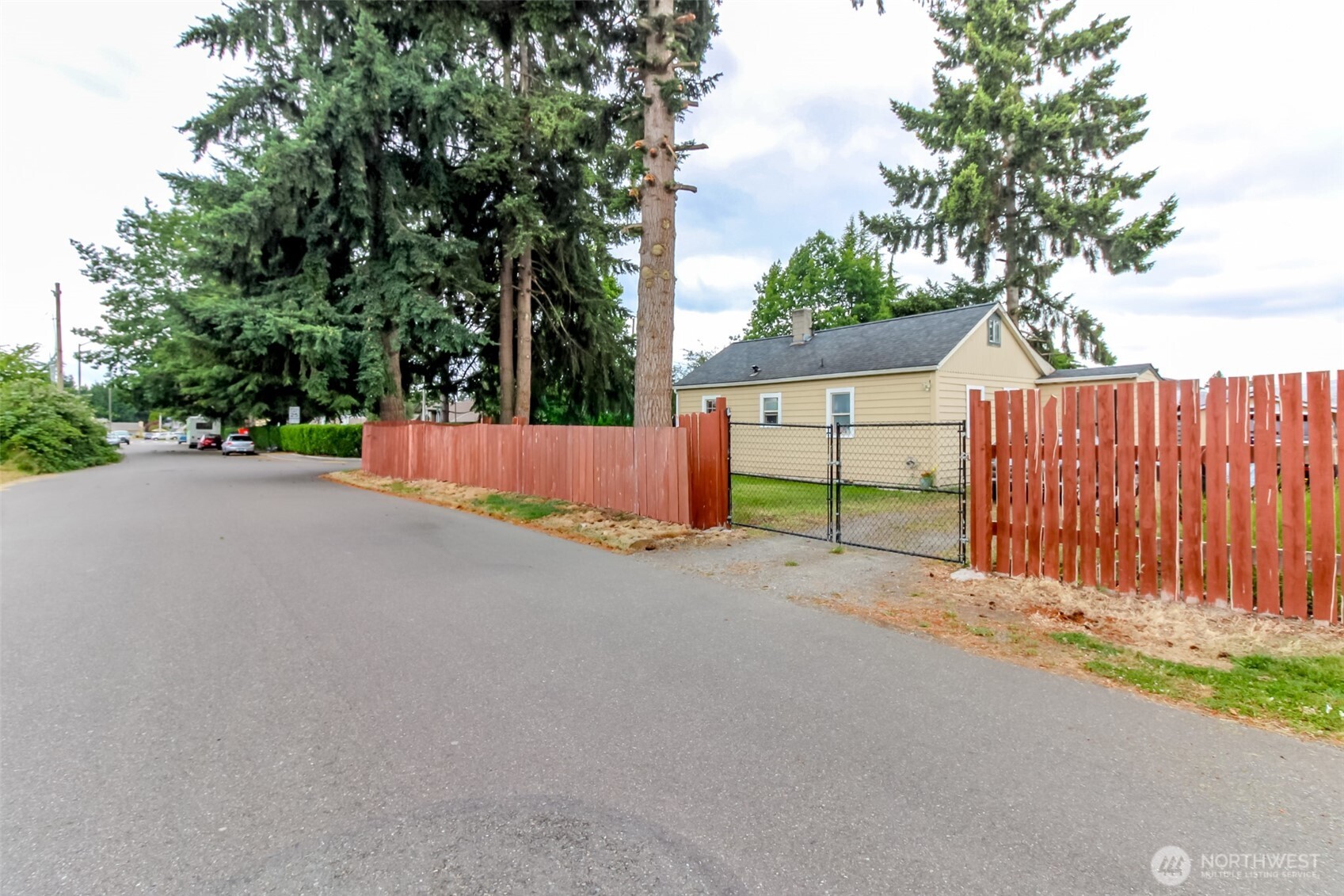 1826 G Street SE