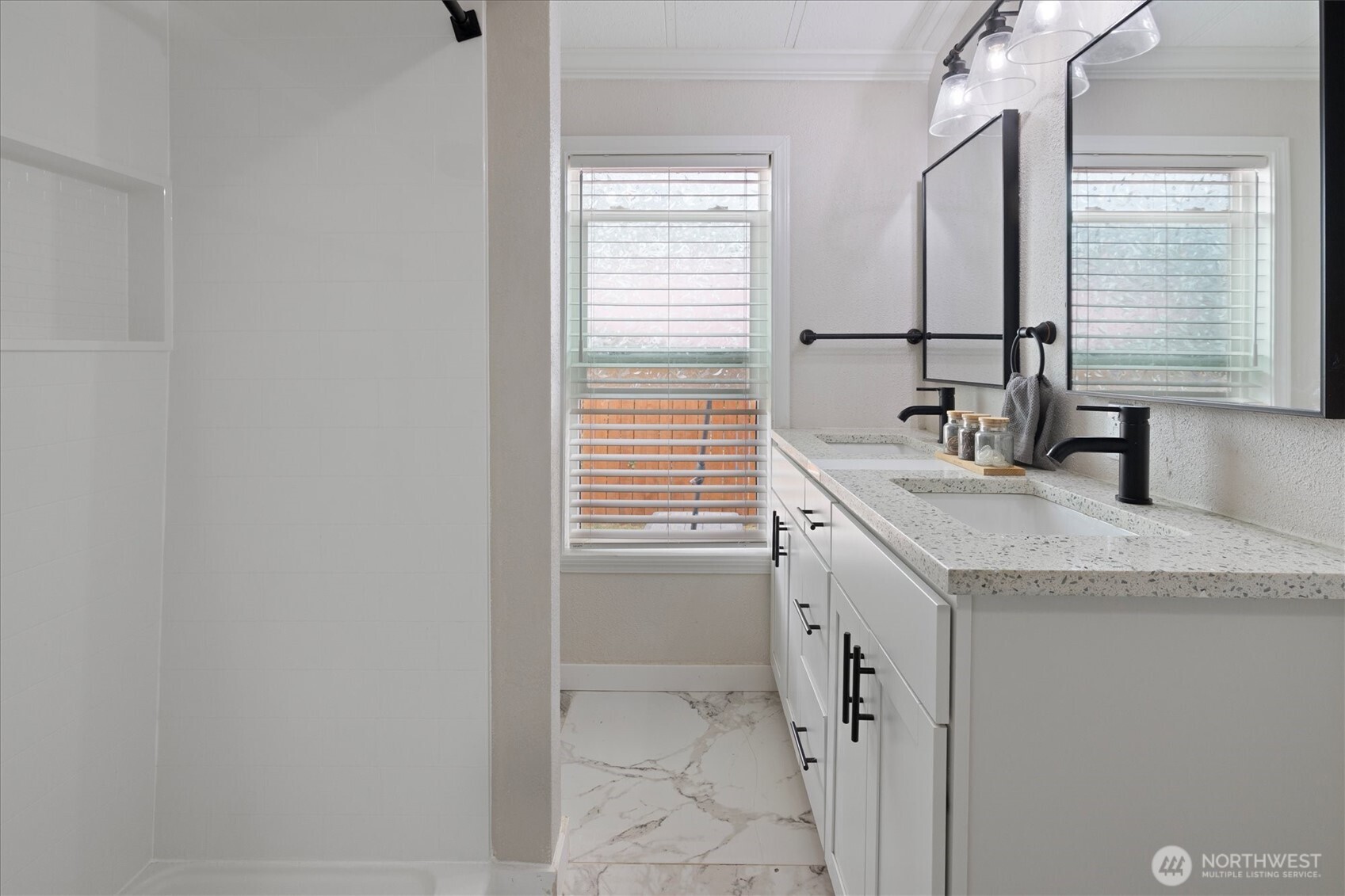602 E 29th Street Unit: 71