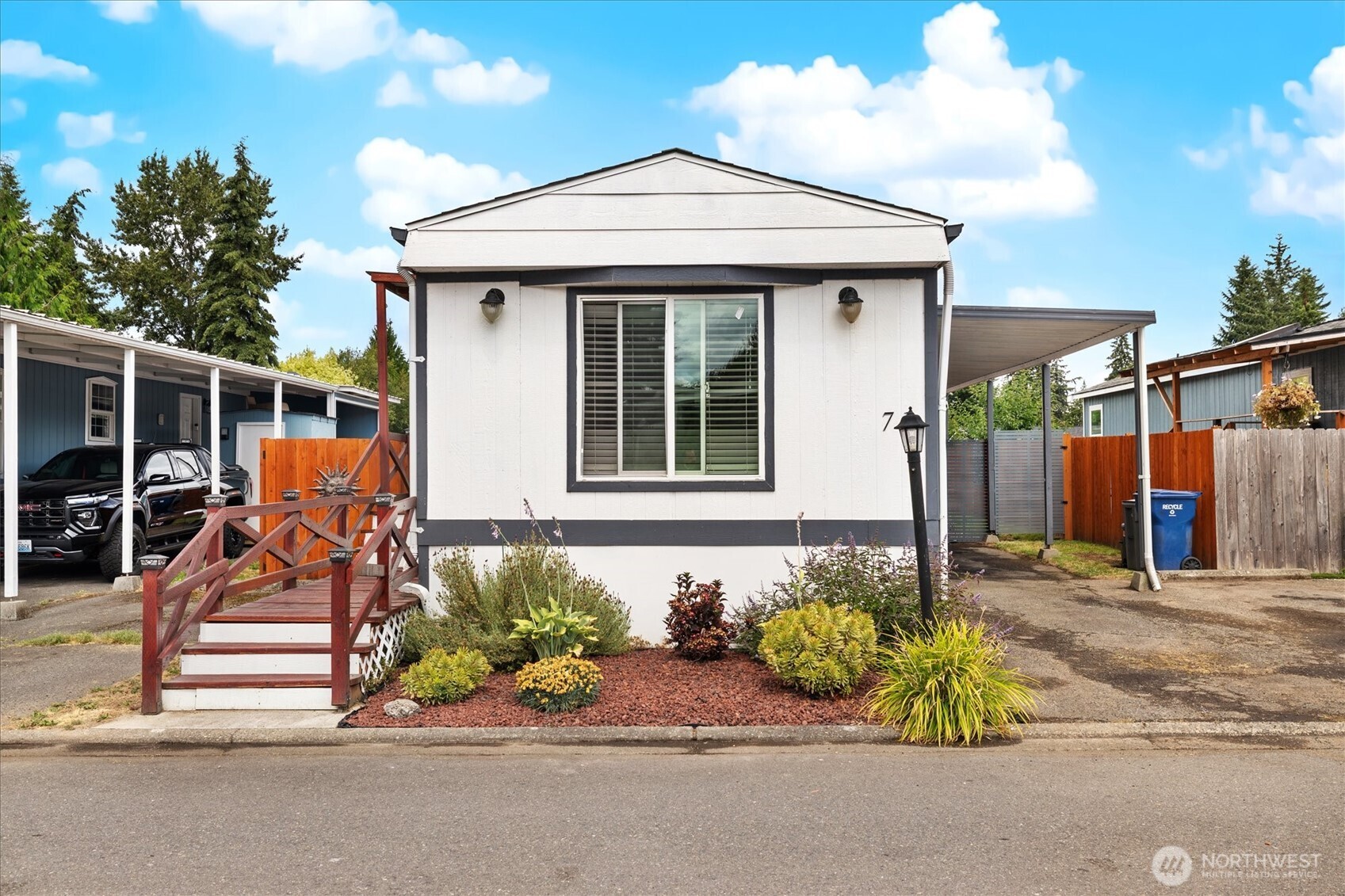 602 E 29th Street Unit: 71