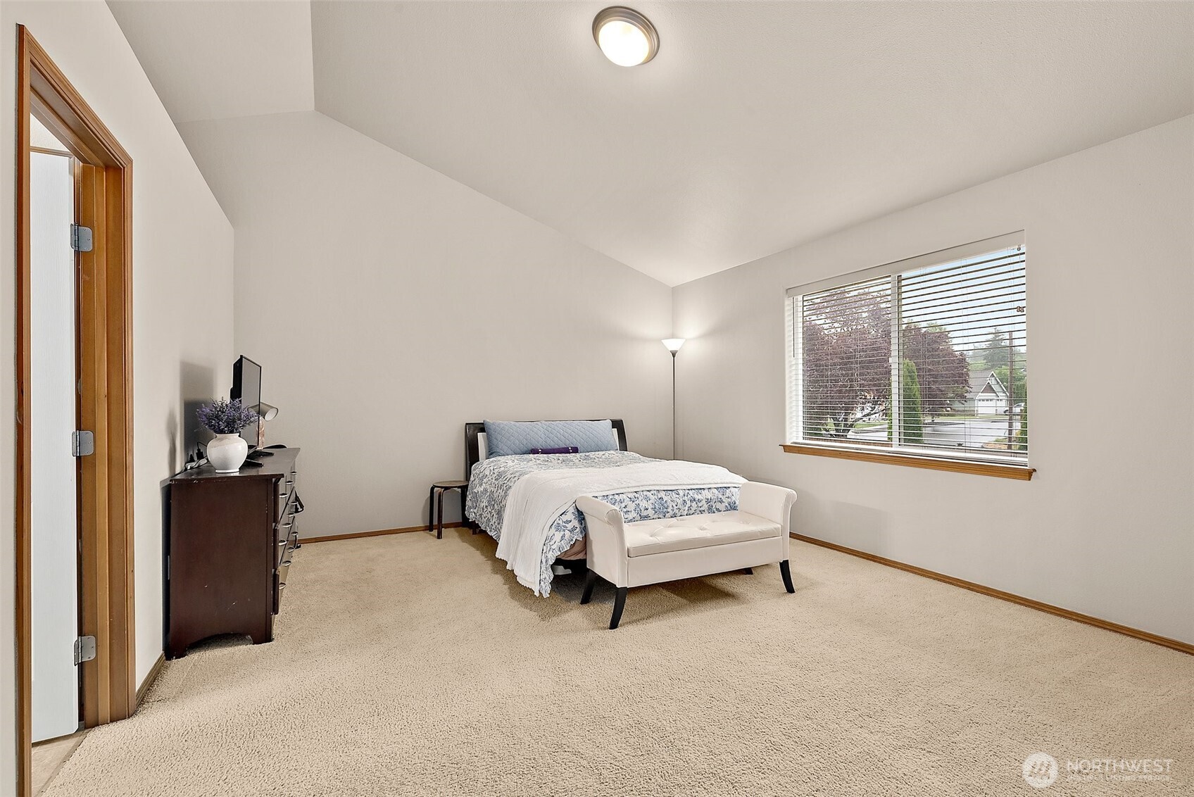 4344 Blackstone Drive SW