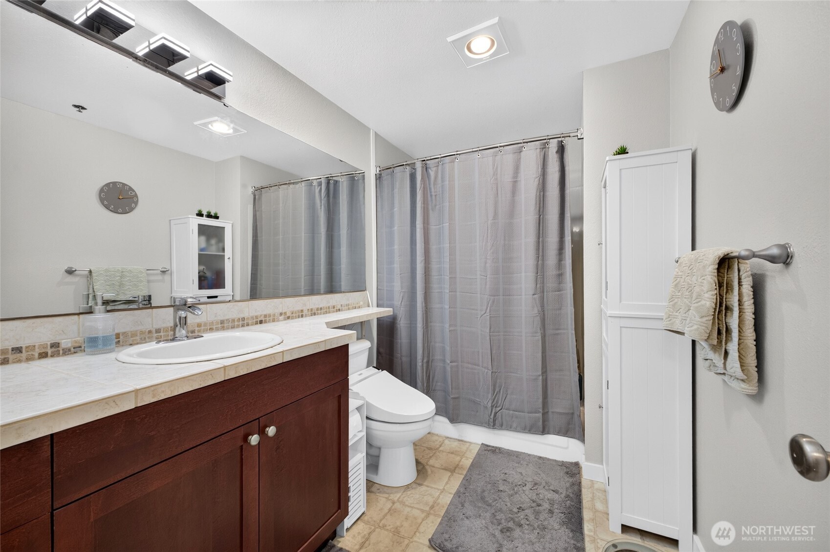 28300 18th Ave S S Unit: C201
