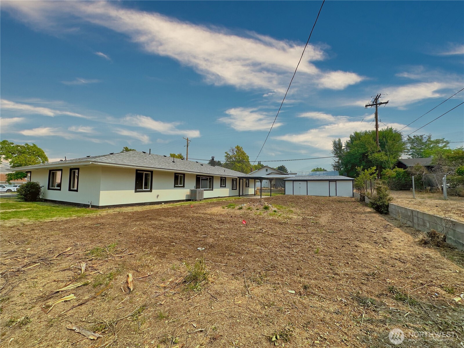 1013 River Drive