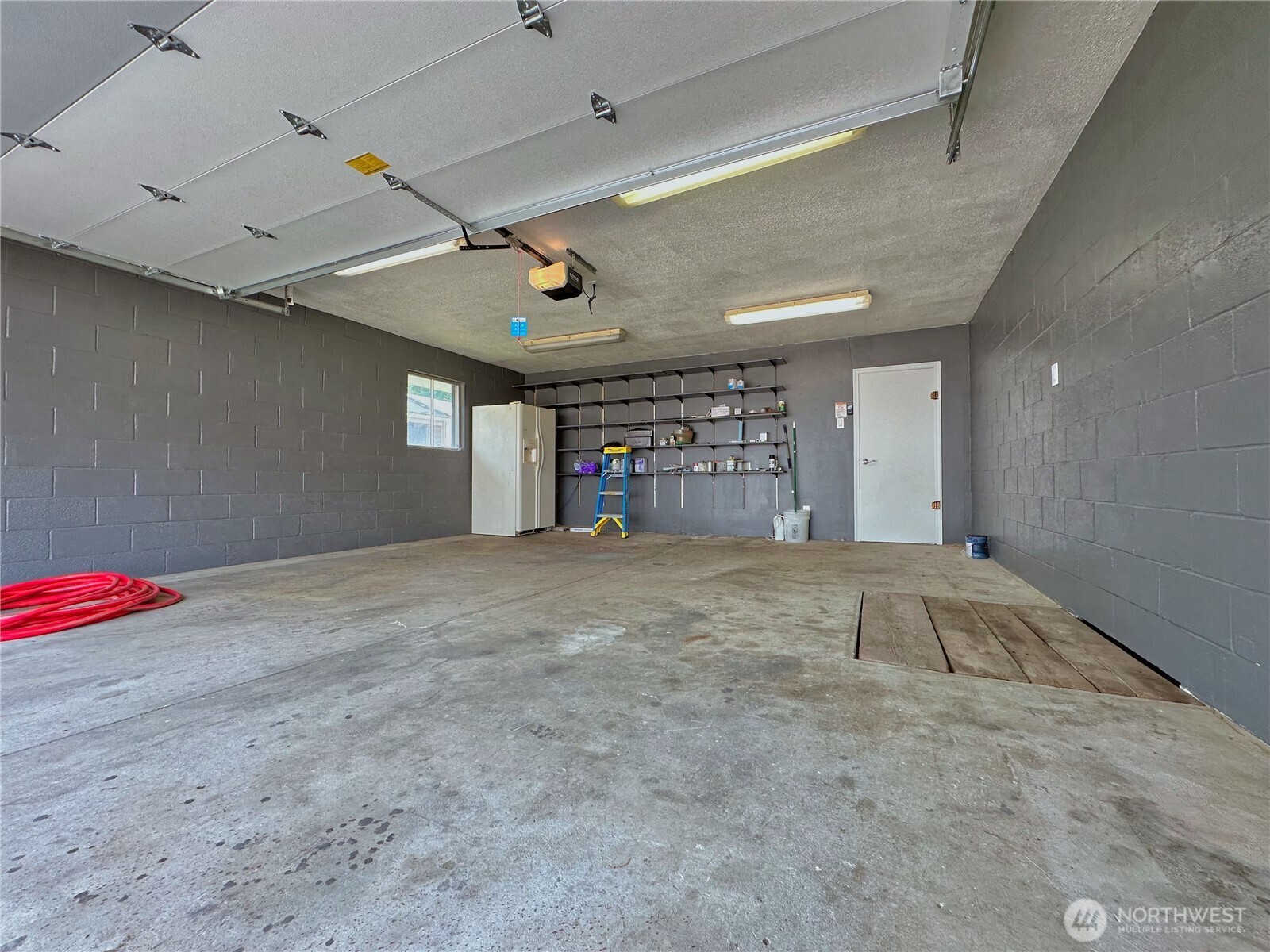 1013 River Drive