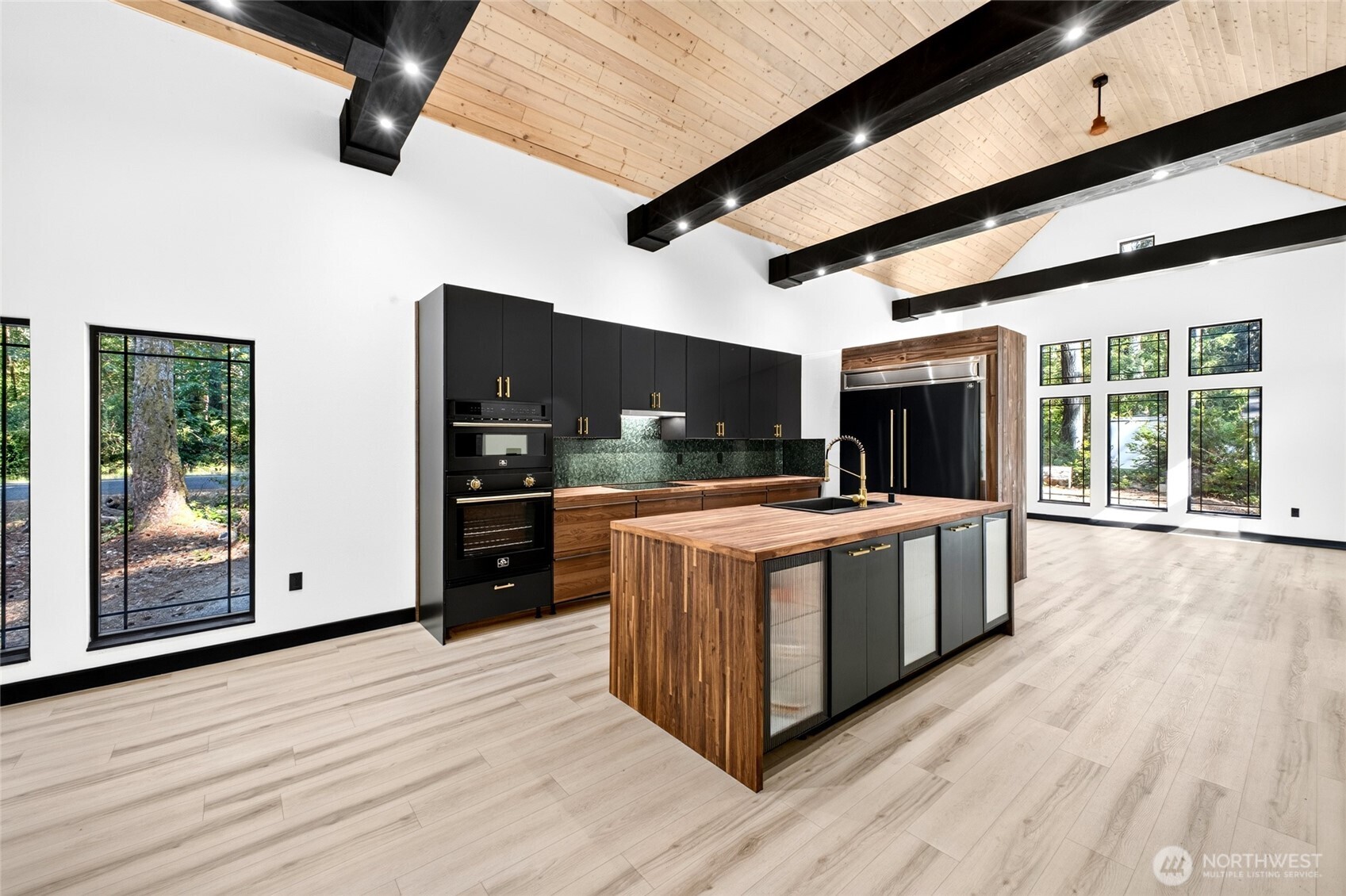 11215 Juniper Place