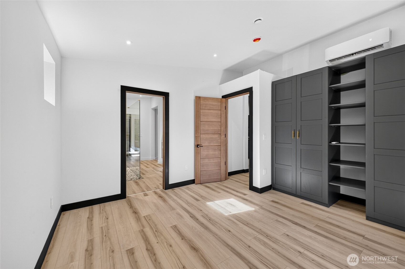 11215 Juniper Place