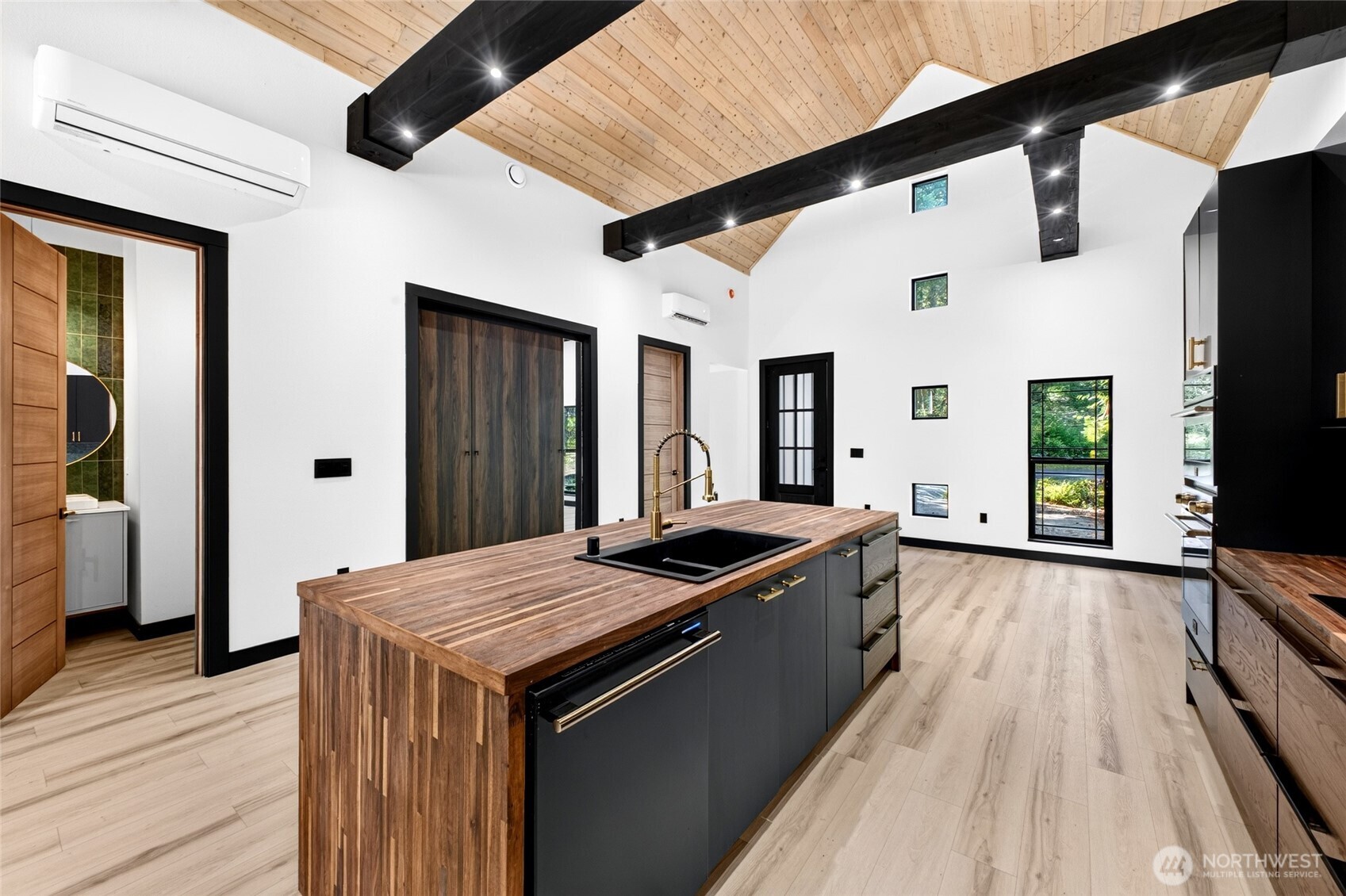 11215 Juniper Place