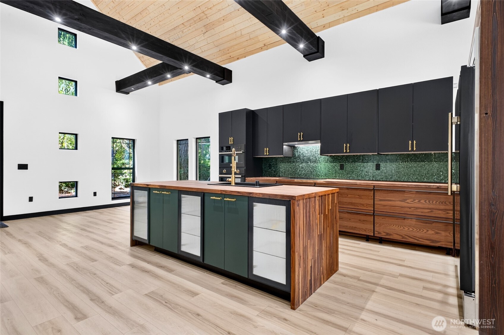 11215 Juniper Place