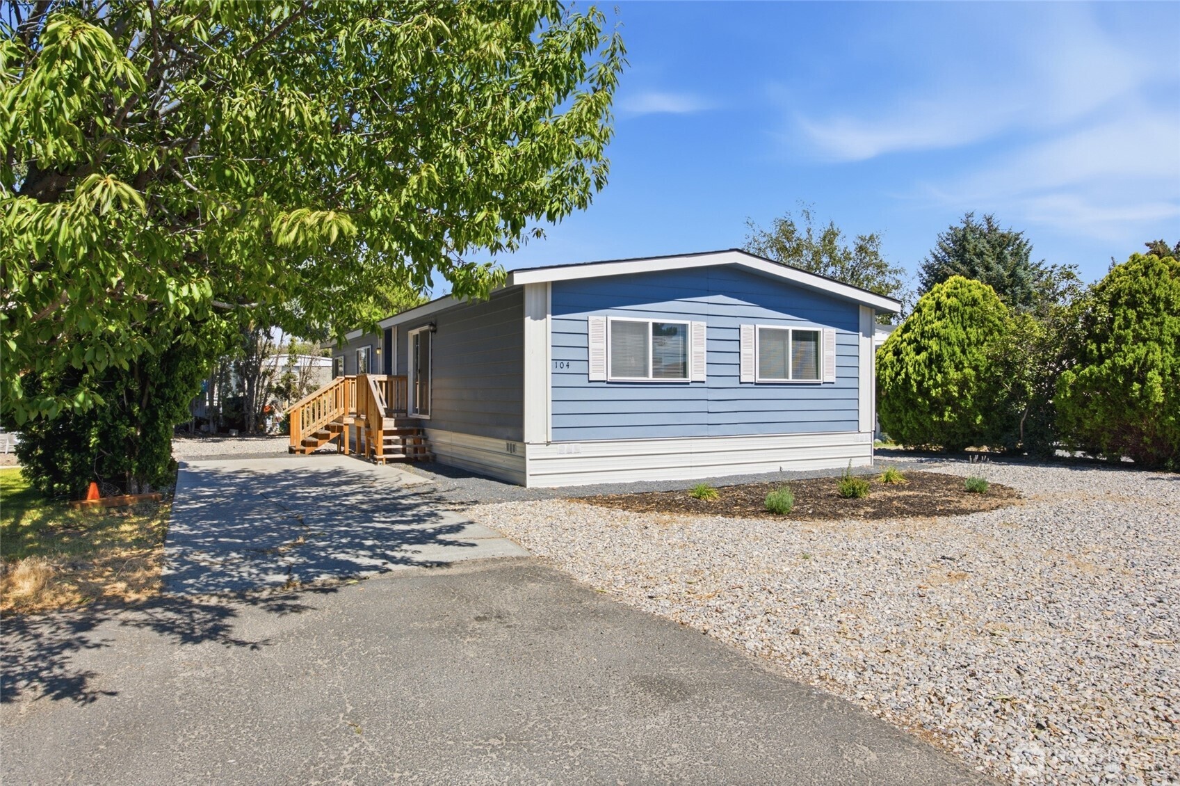 4815 Airway Drive NE Unit: 104