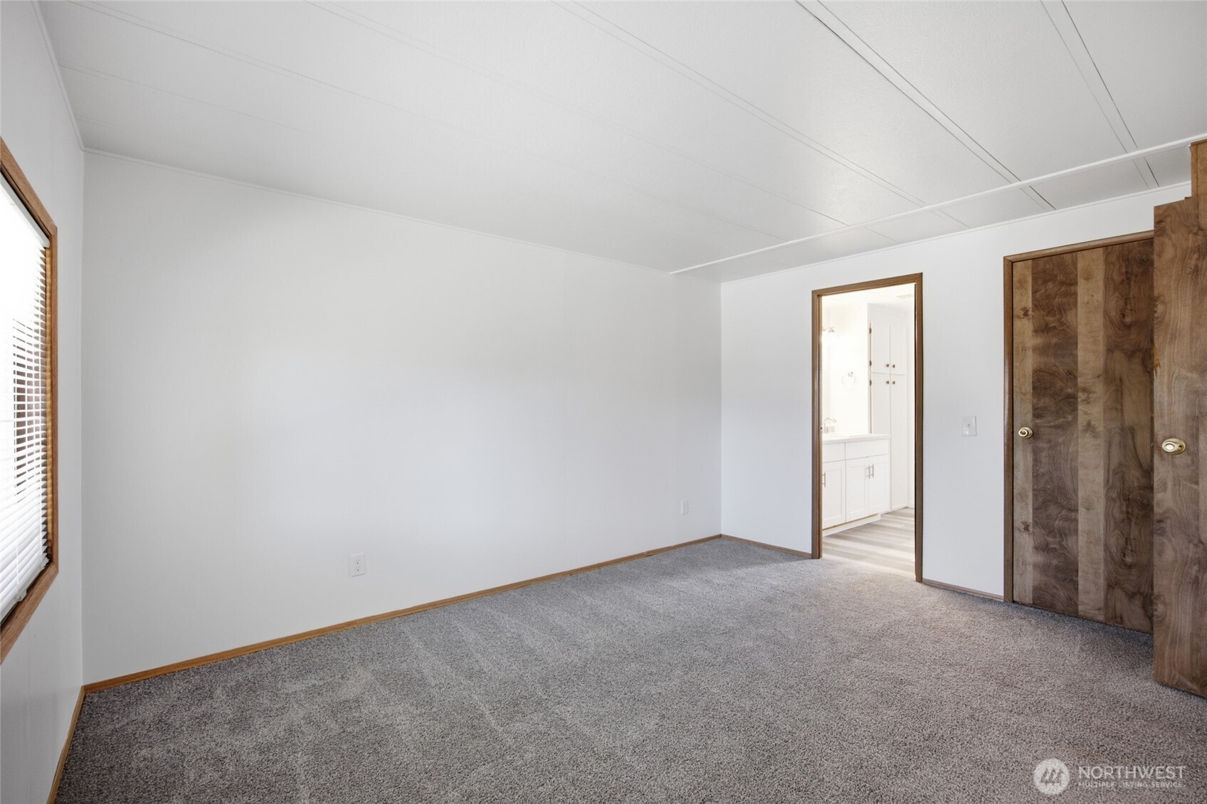 4815 Airway Drive NE Unit: 104