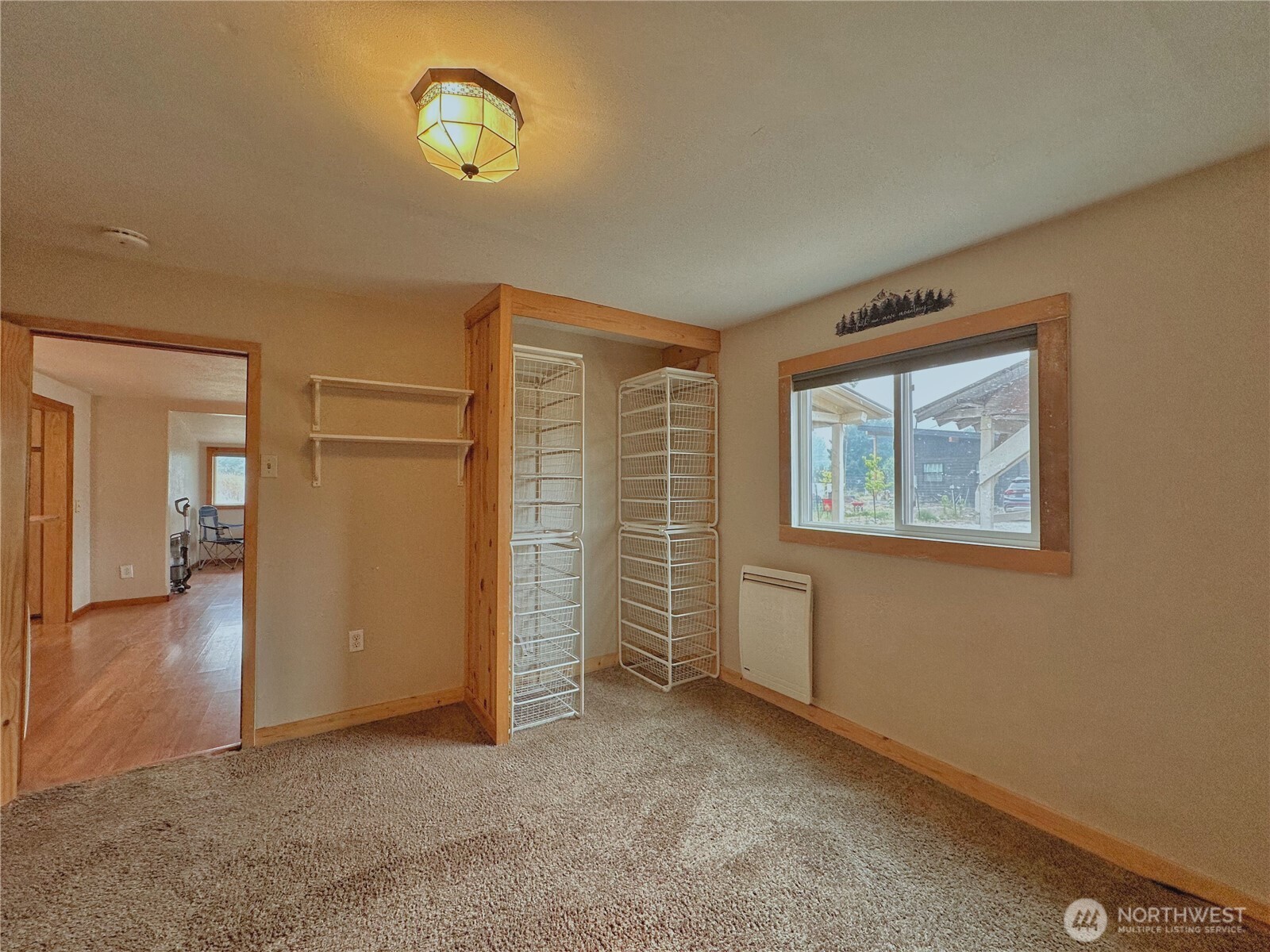 1211 Hughes Lane