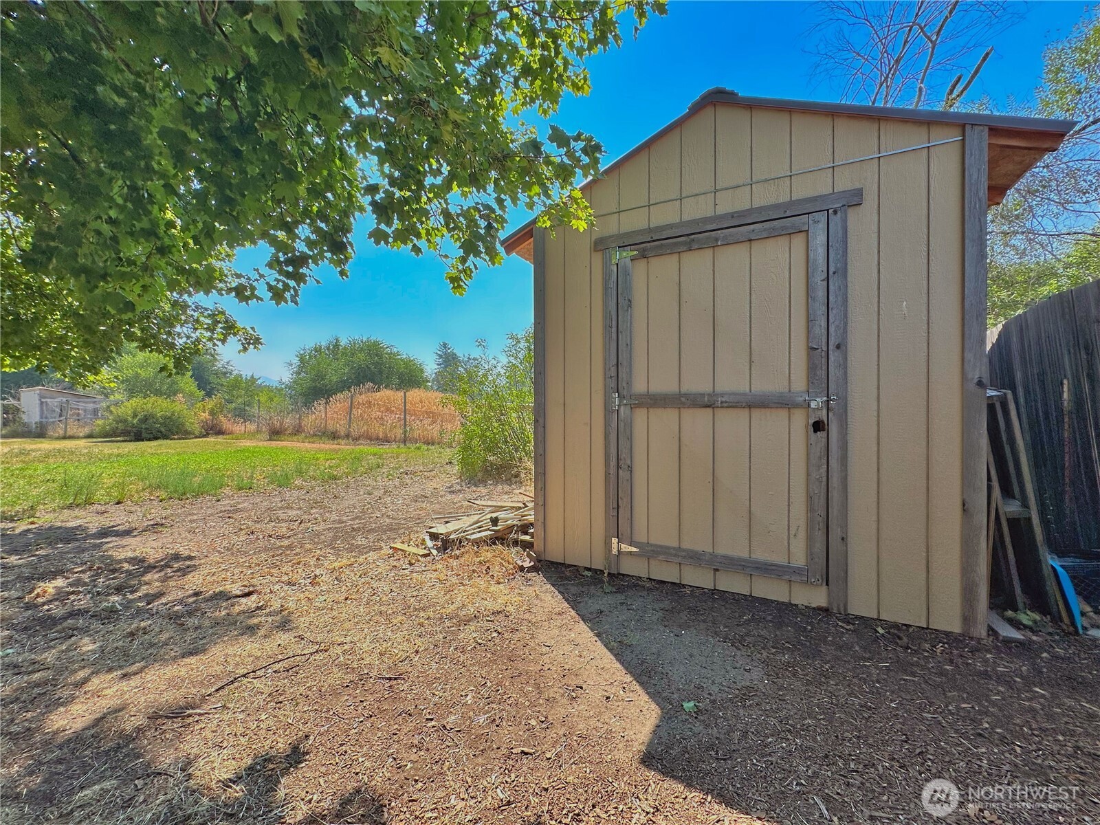 1211 Hughes Lane