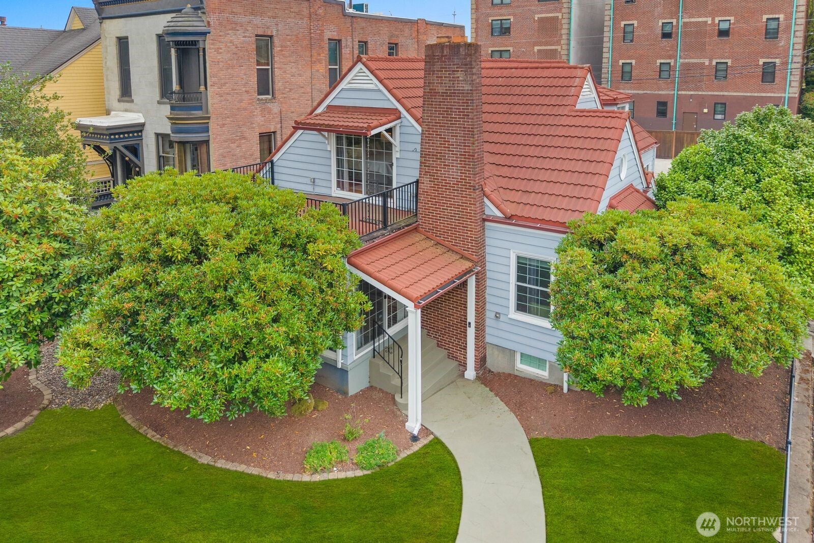 324 N Yakima Avenue