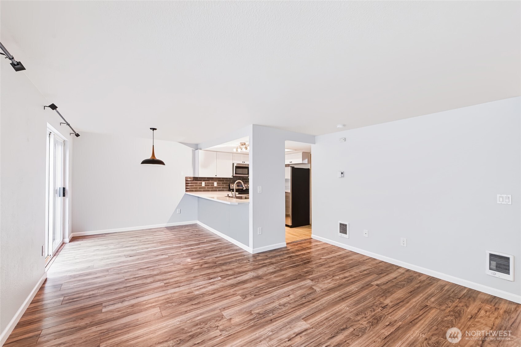 6105 Carmel Lane SE