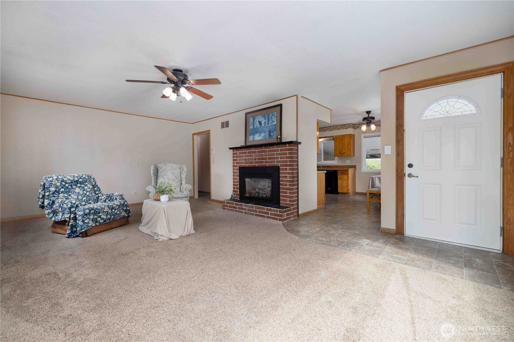 3811 E Sunset Drive
