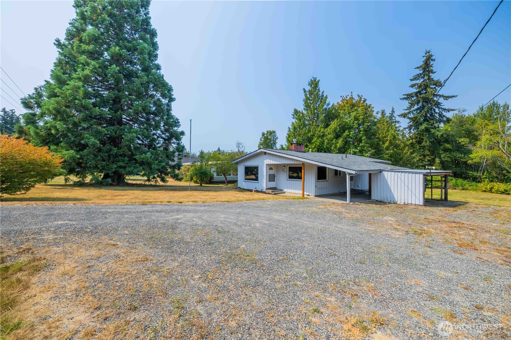 3811 E Sunset Drive