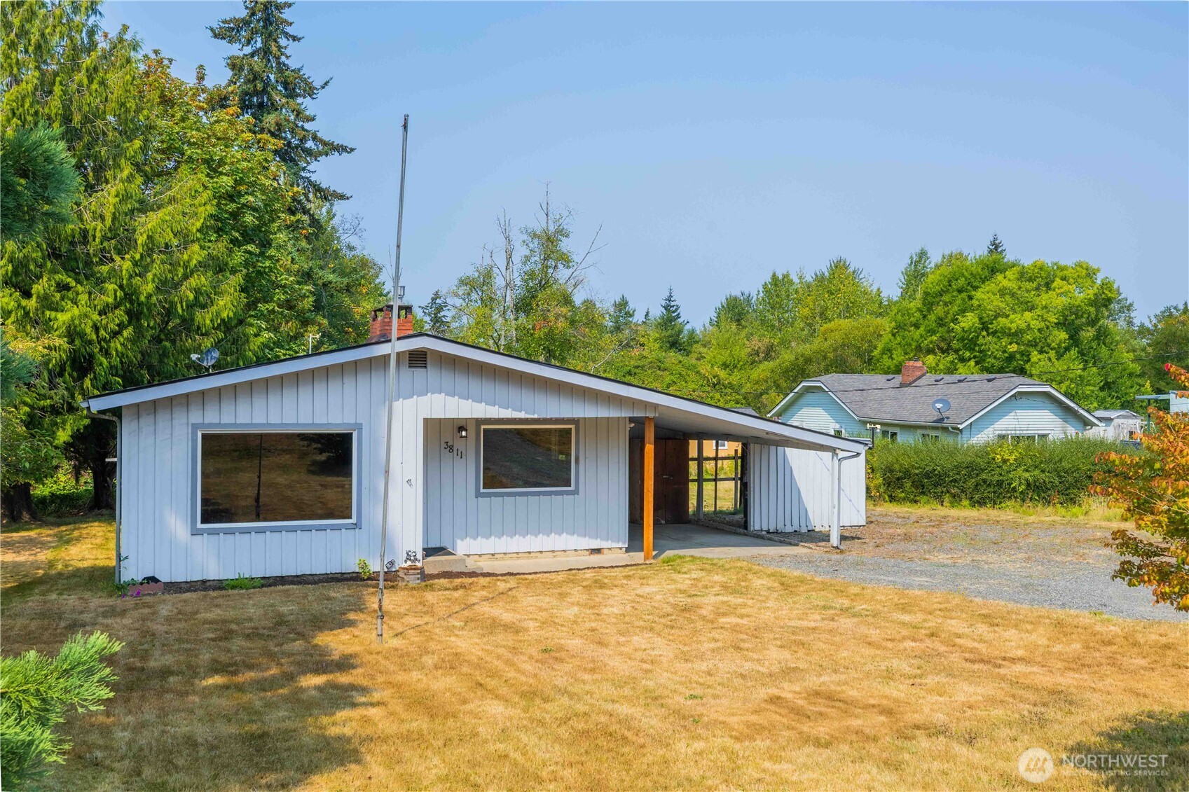 3811 E Sunset Drive