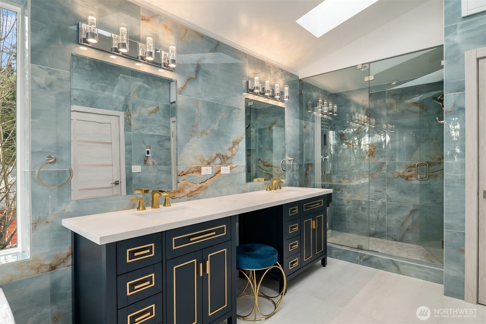 11502 6 Avenue NW Unit: 1
