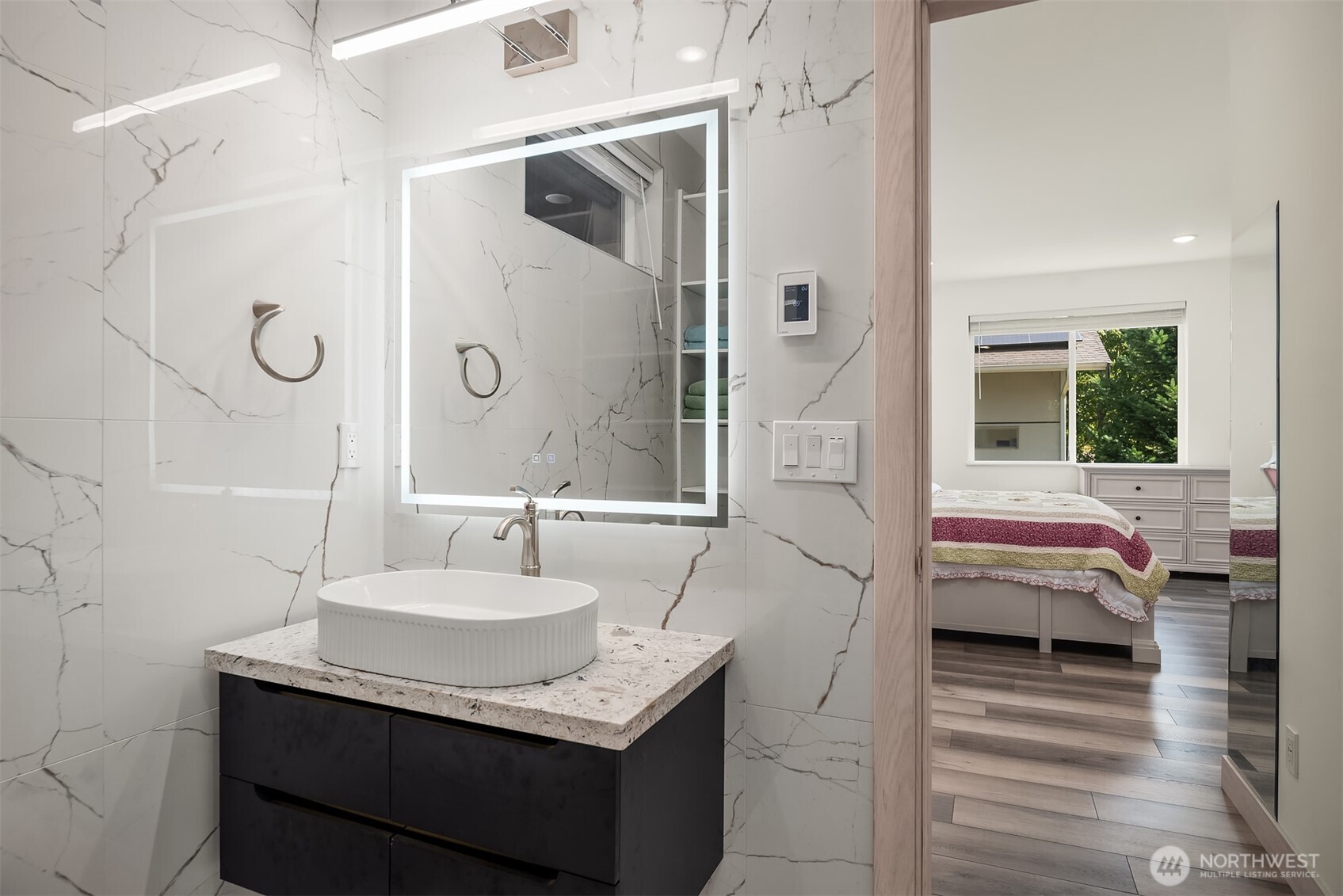 11502 6 Avenue NW Unit: 1