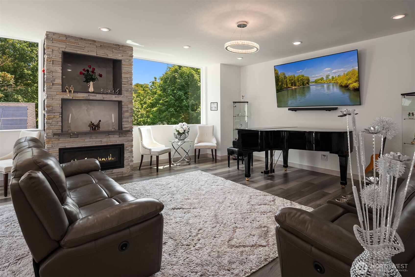 11502 6 Avenue NW Unit: 1