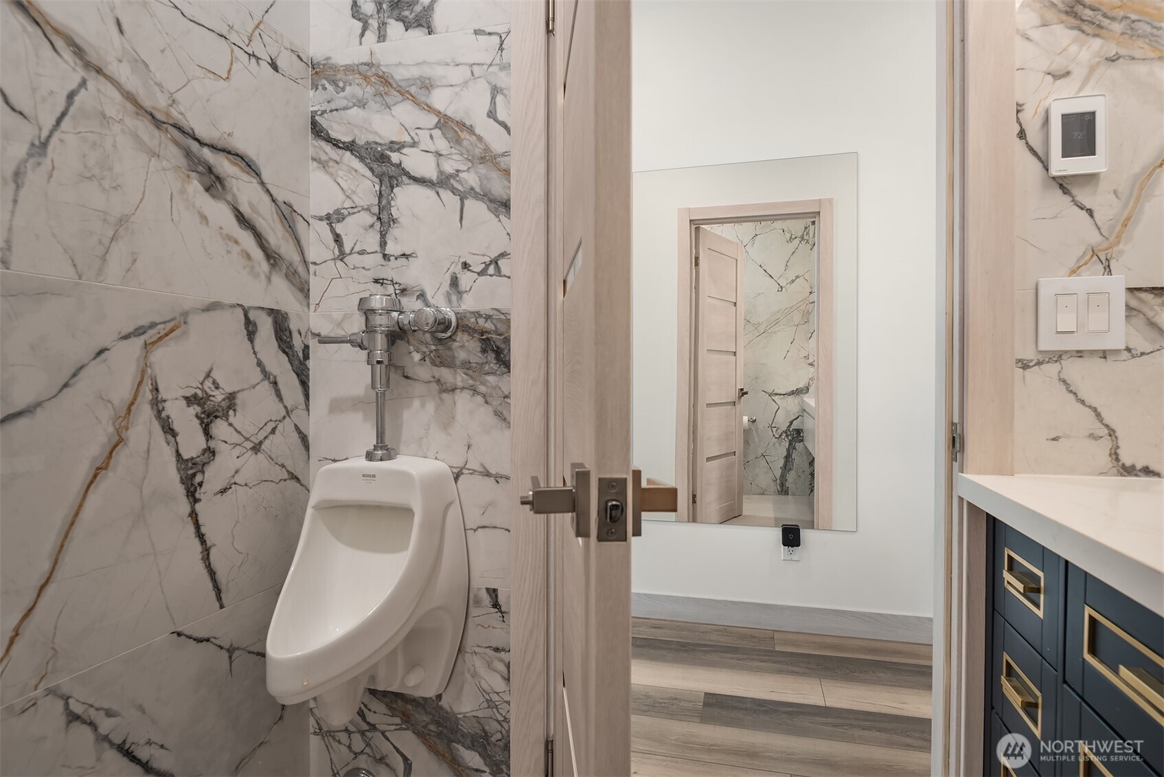 11502 6 Avenue NW Unit: 1