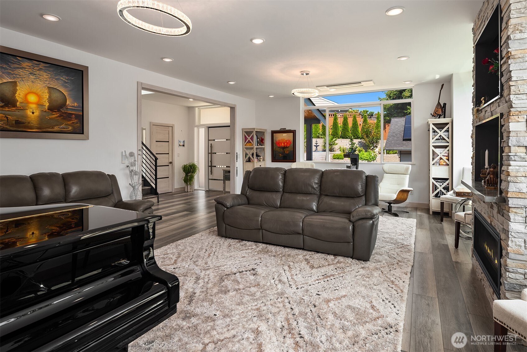 11502 6 Avenue NW Unit: 1