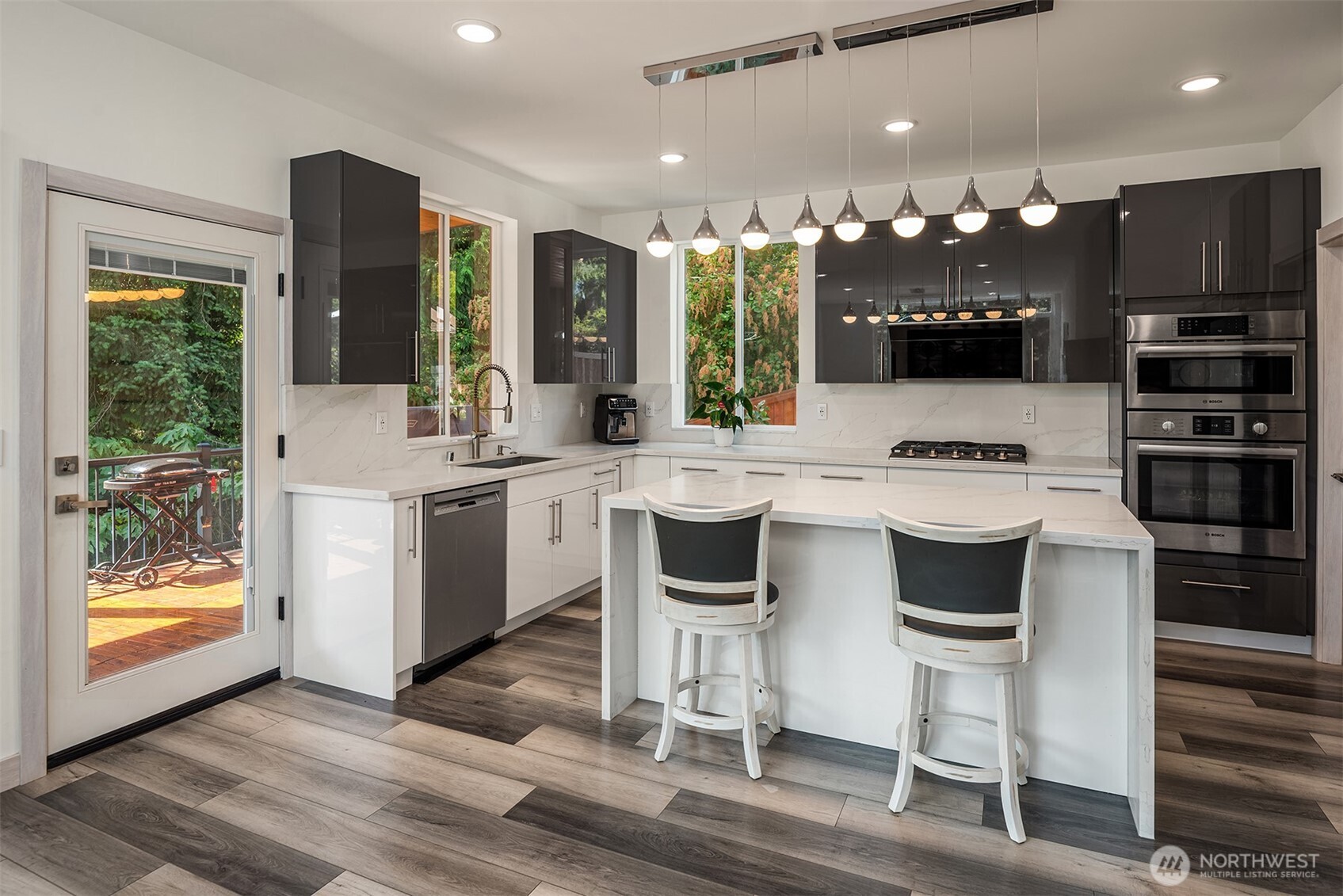 11502 6 Avenue NW Unit: 1
