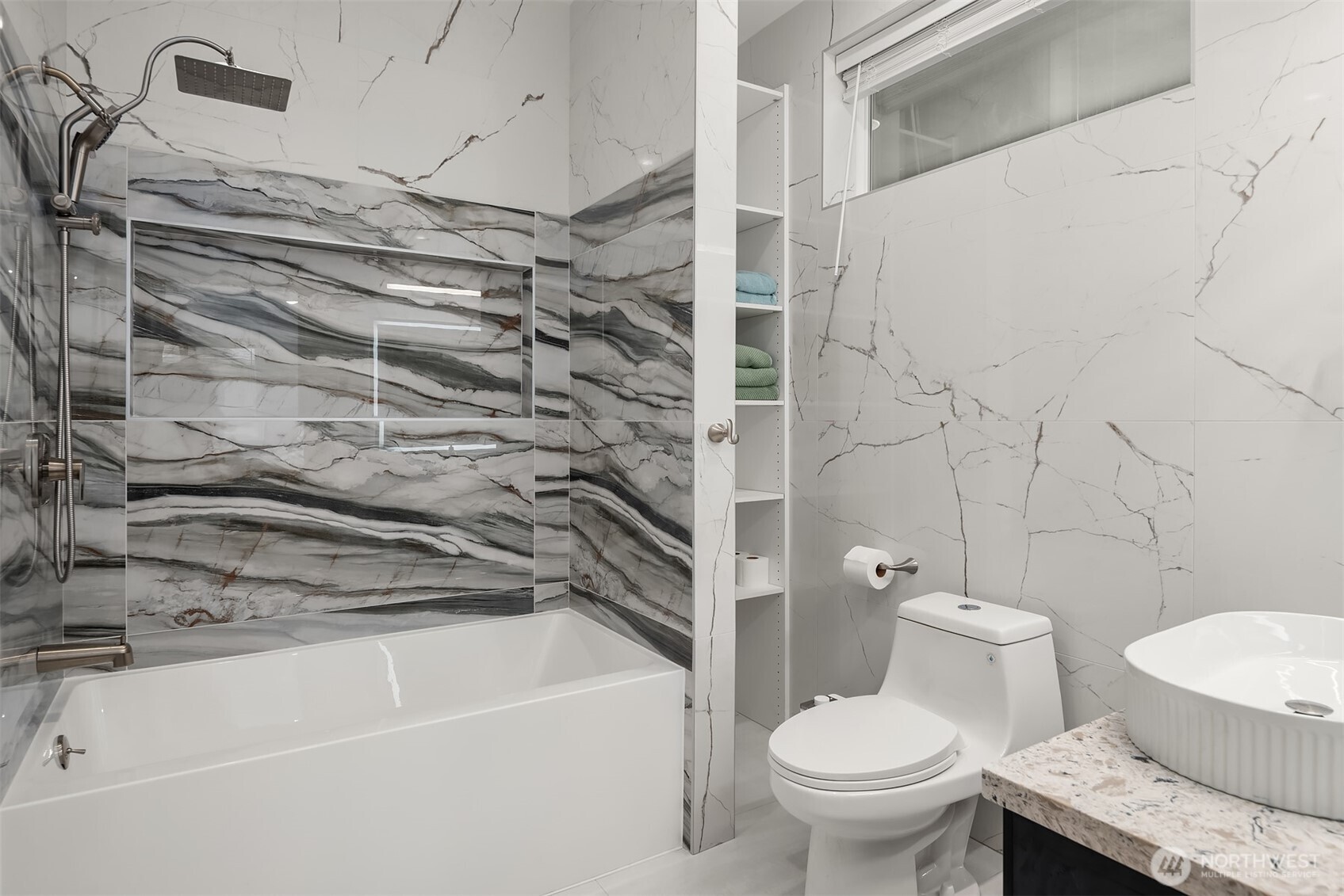 11502 6 Avenue NW Unit: 1